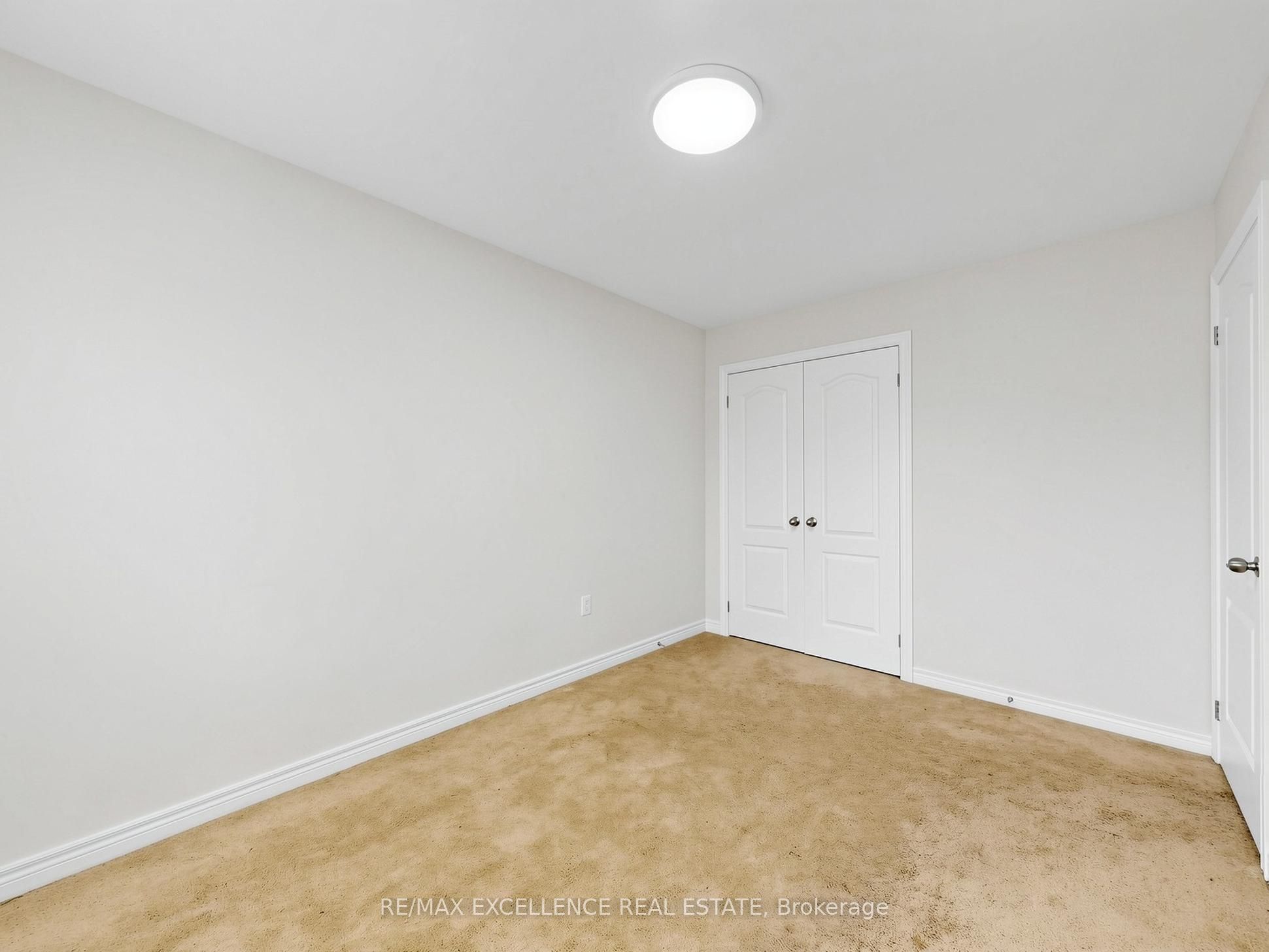 61 Campwood Crescent Property Photo 34