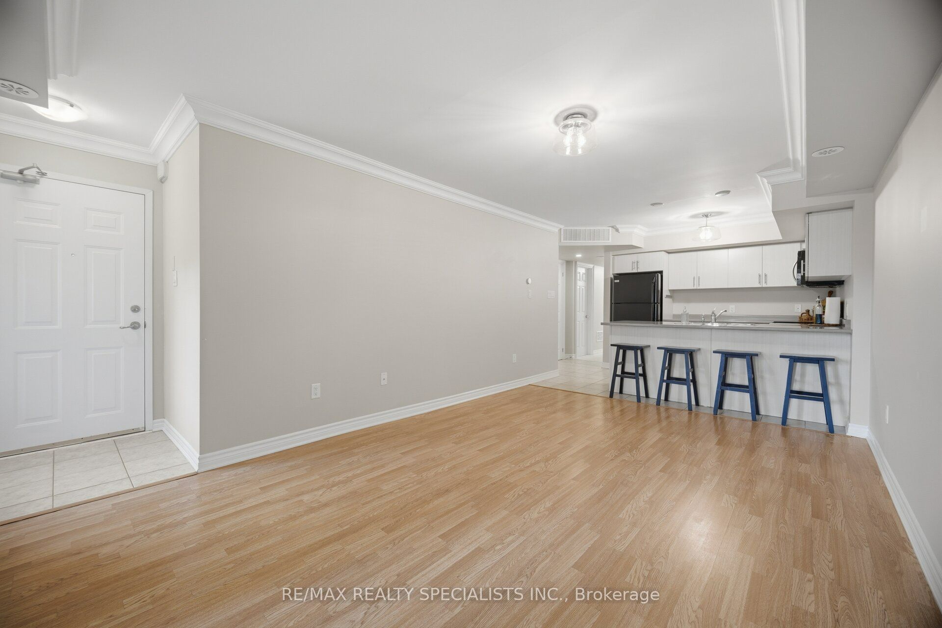 2441 Greenwich Drive 66 Property Photo 11