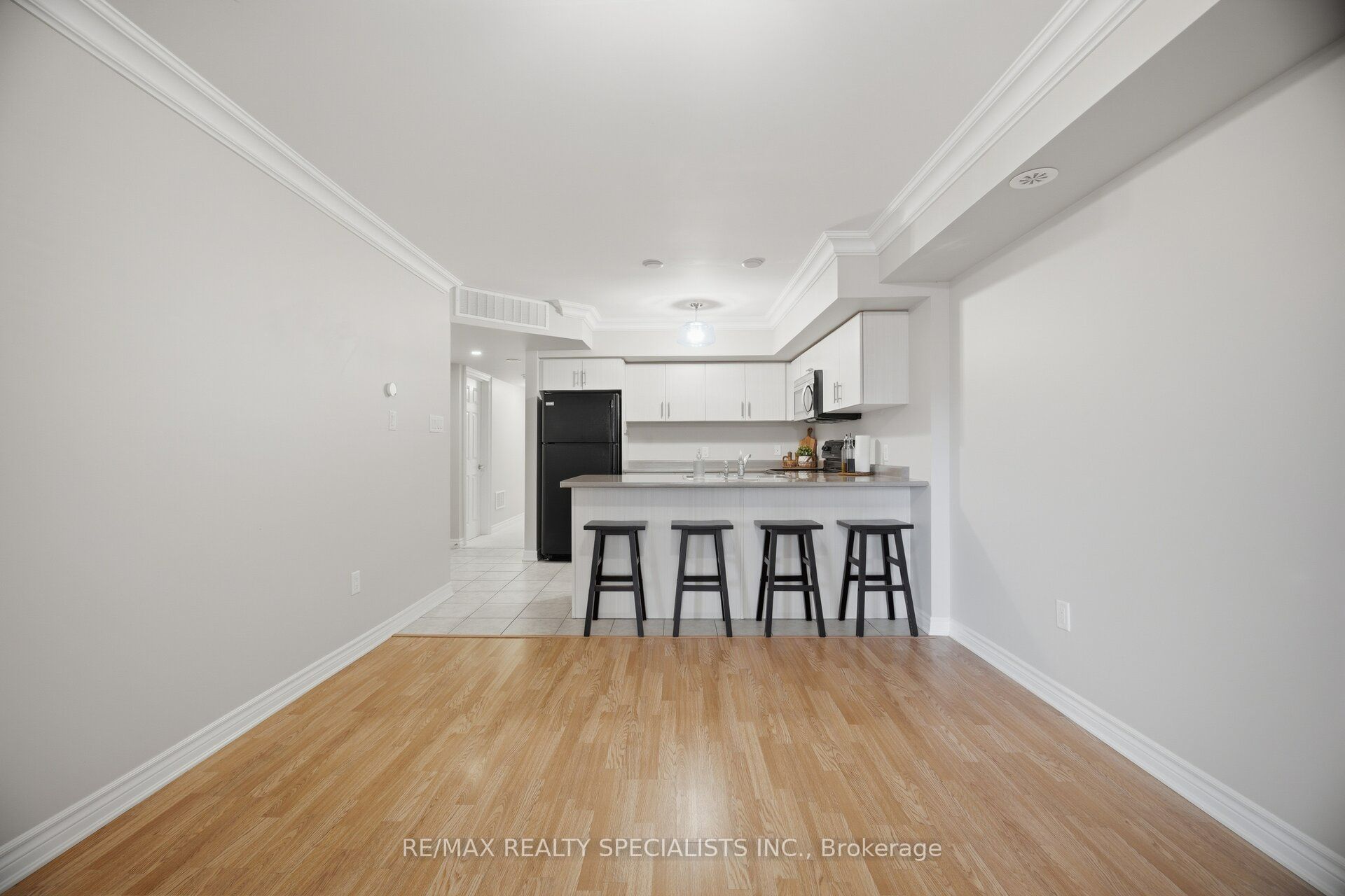 2441 Greenwich Drive 66 Property Photo 13
