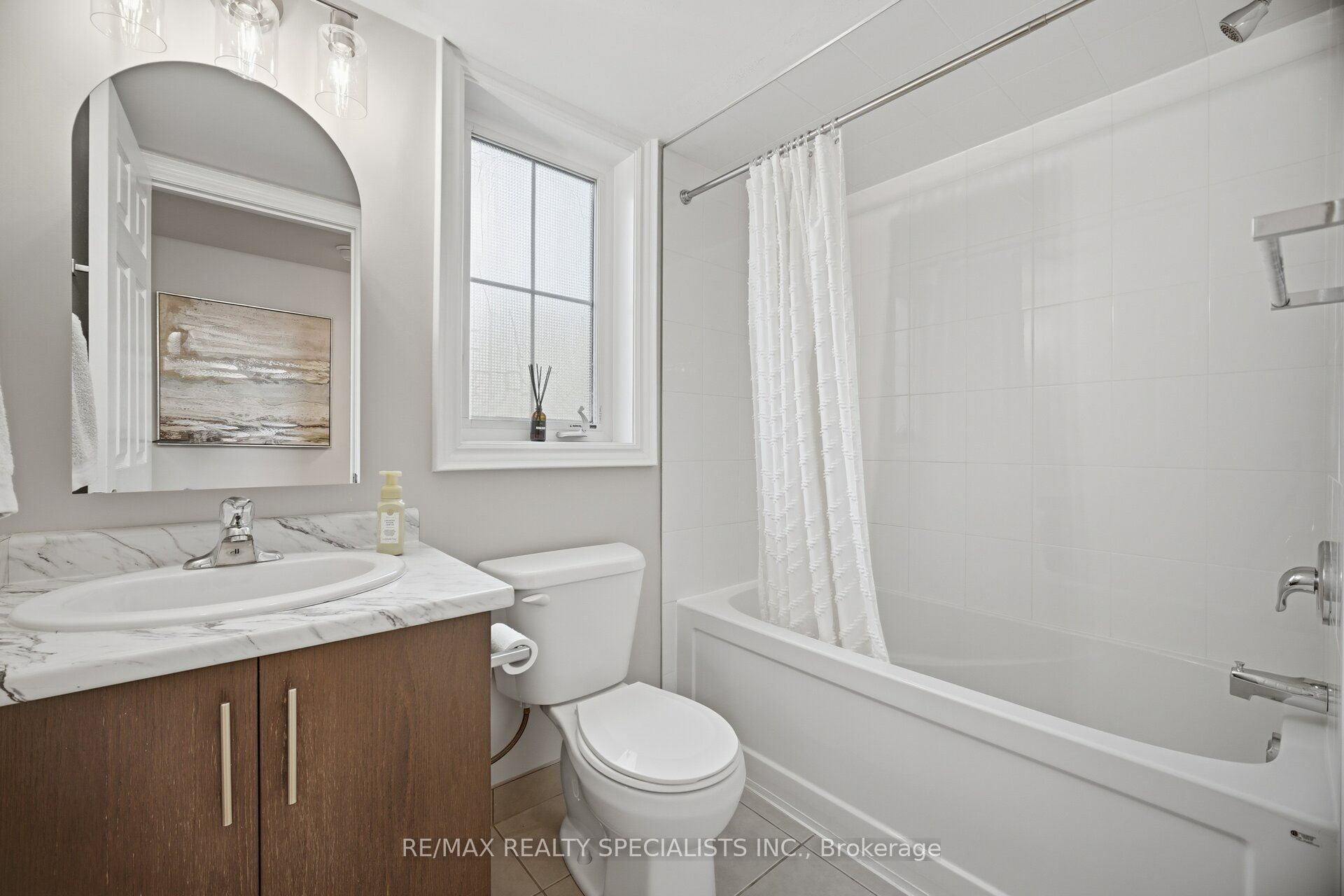 2441 Greenwich Drive 66 Property Photo 19