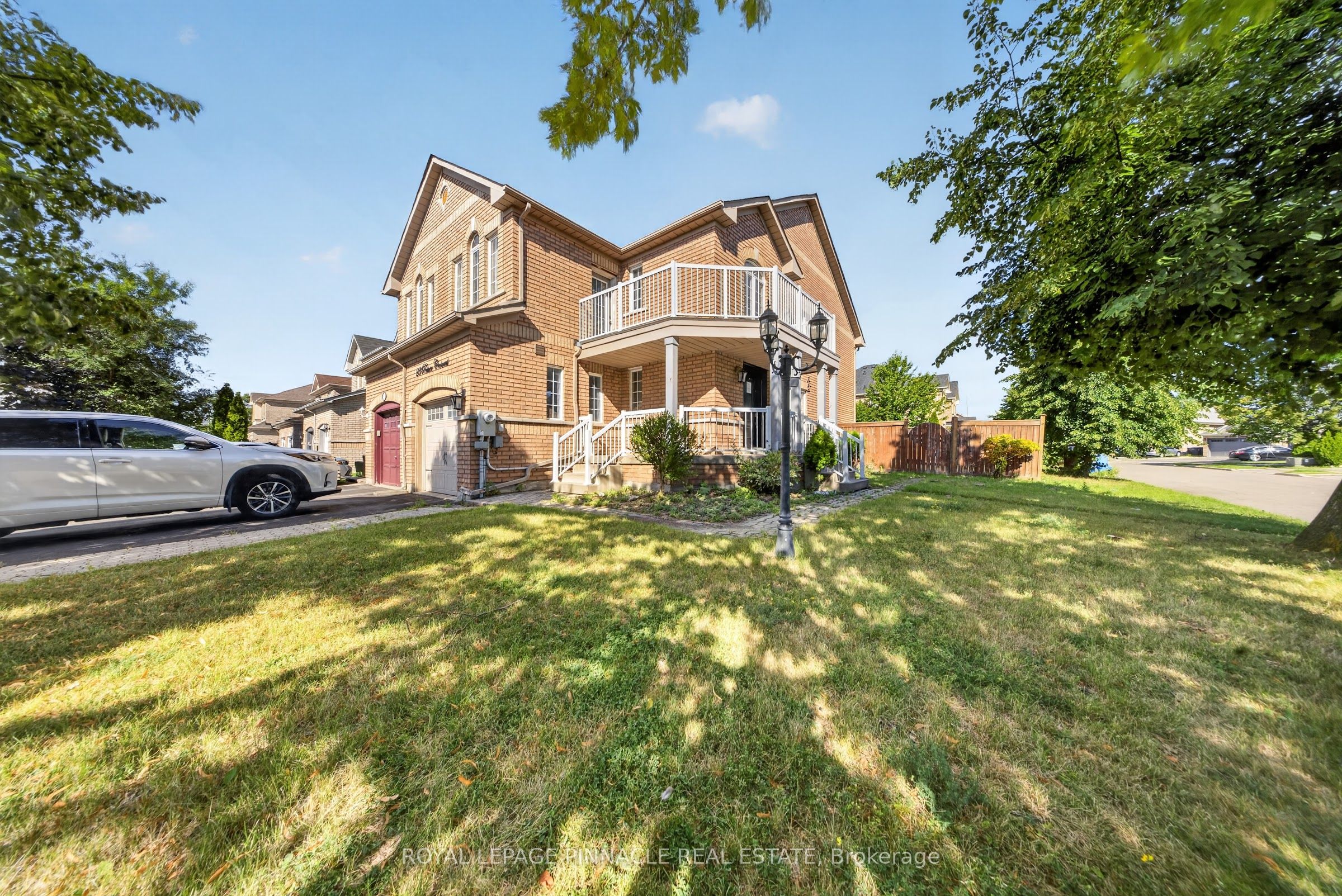 23 Prince Crescent Property Photo 3