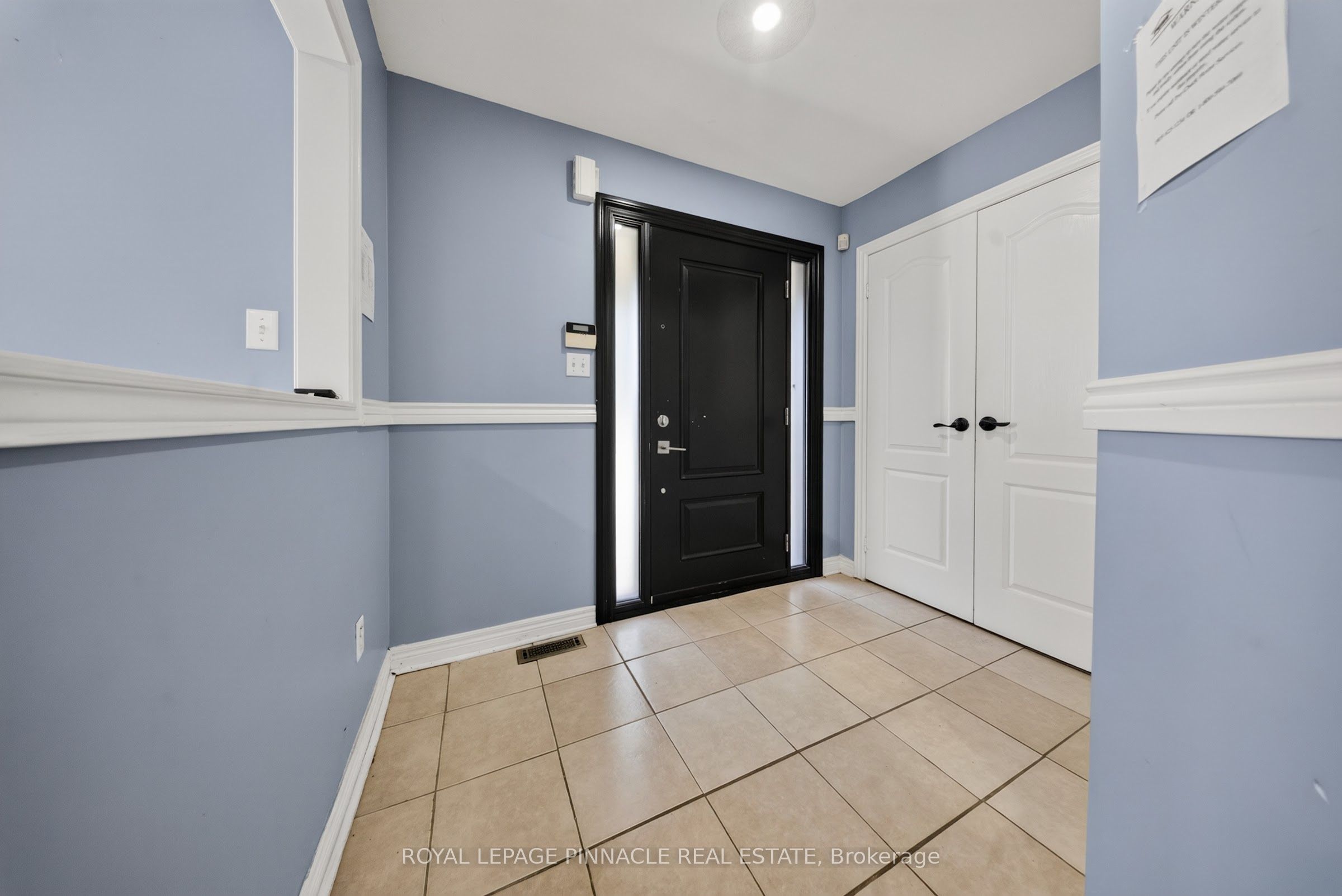 23 Prince Crescent Property Photo 7