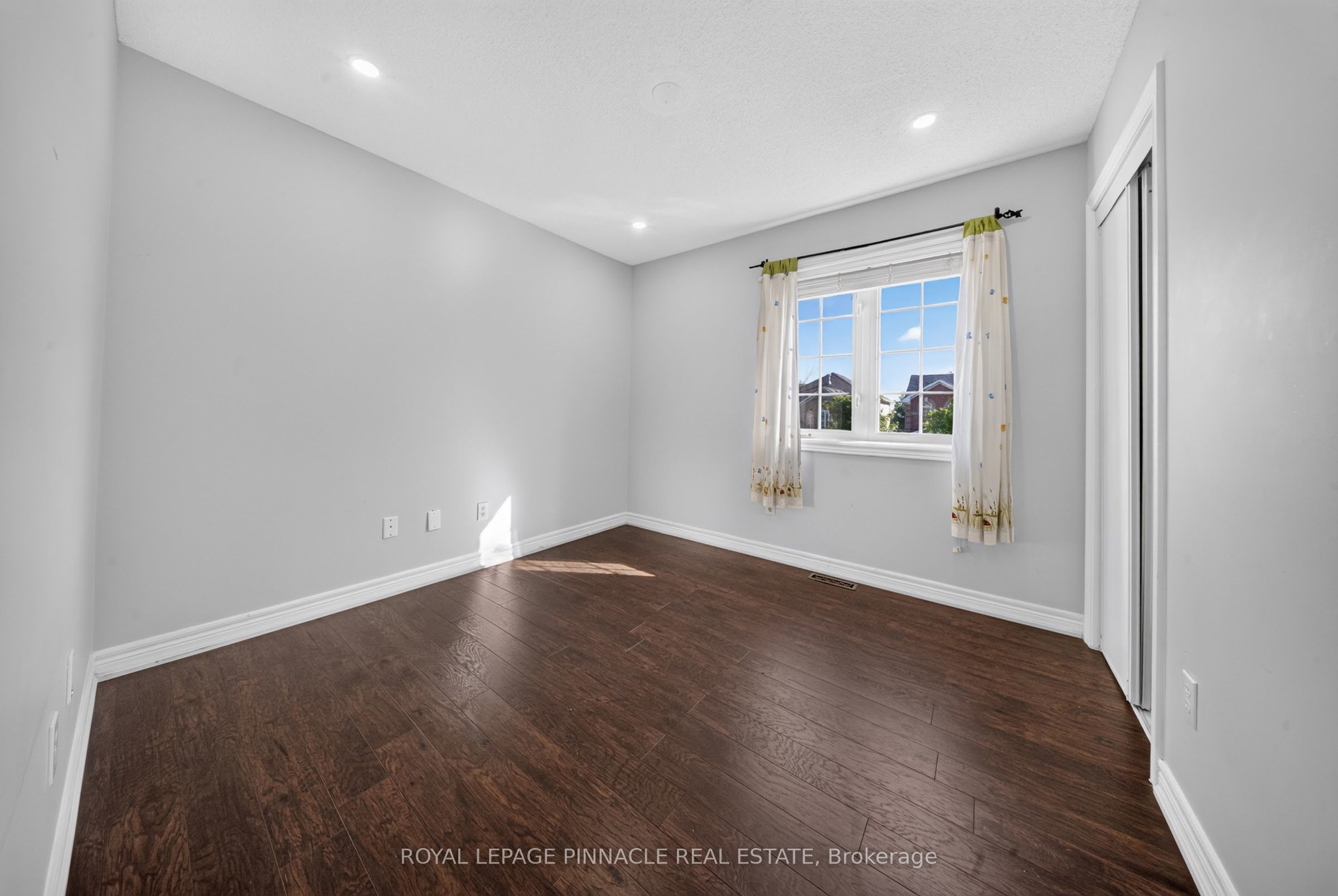 23 Prince Crescent Property Photo 30