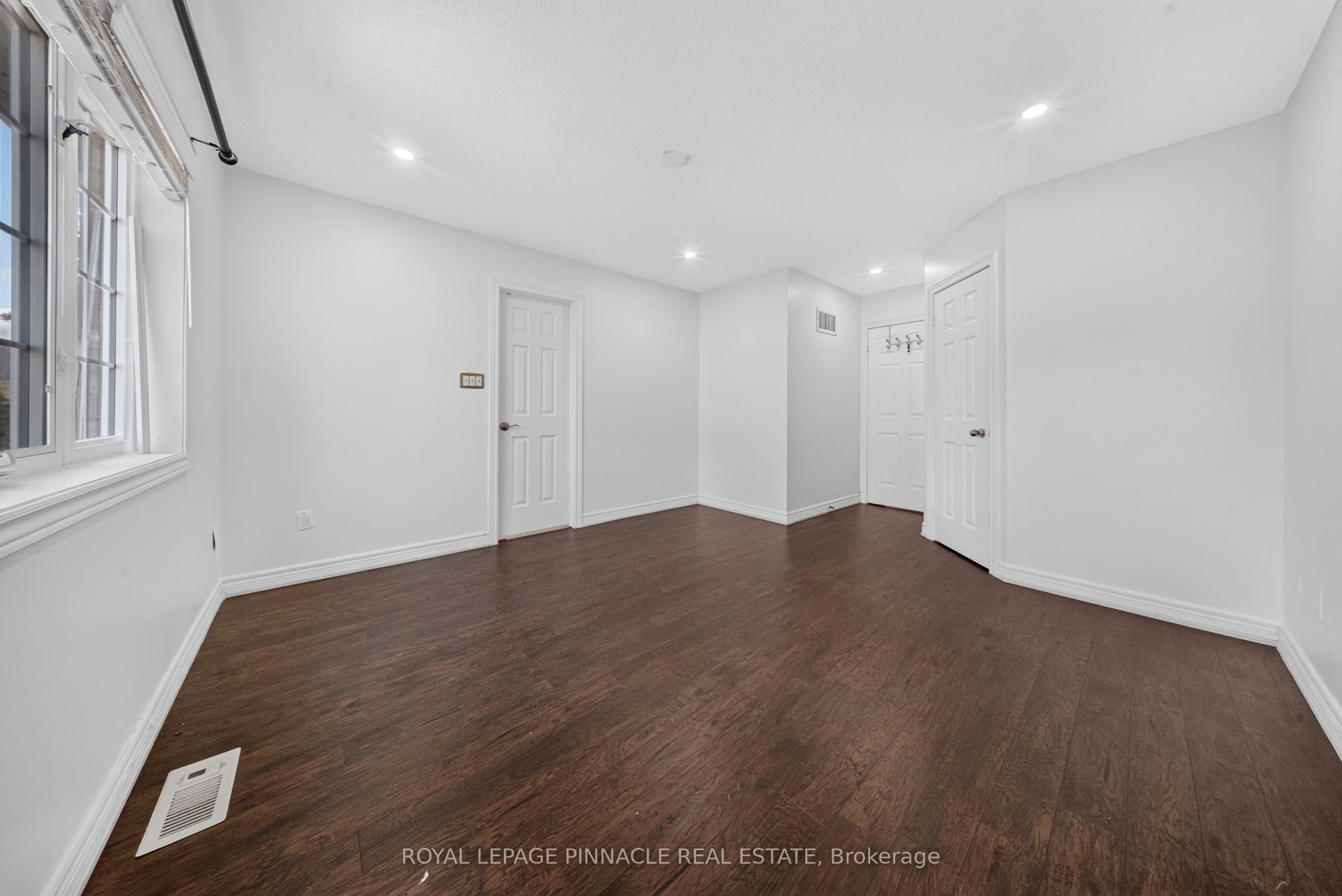 23 Prince Crescent Property Photo 35