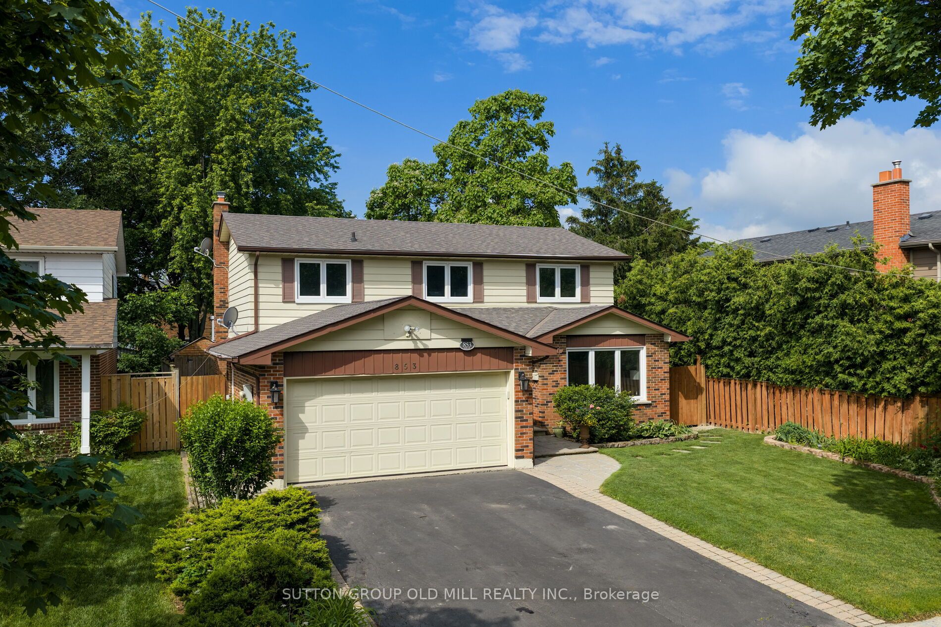 853 Kowal Drive Property Photo 2