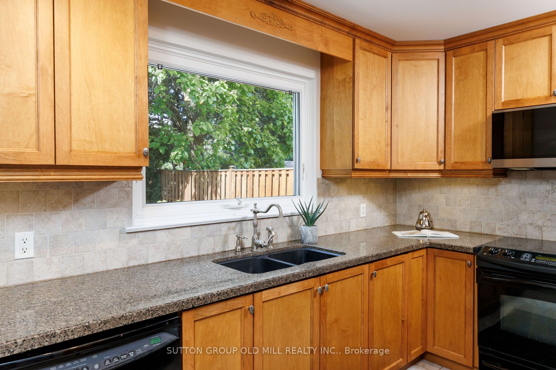 853 Kowal Drive Property Photo 13