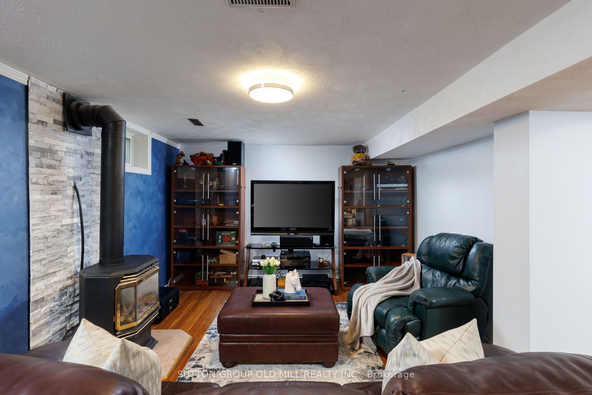 853 Kowal Drive Property Photo 41