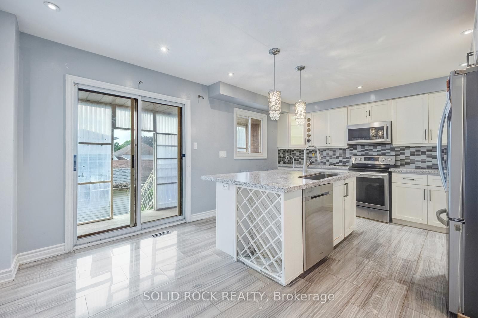 18 Maple Bush Avenue Property Photo 10