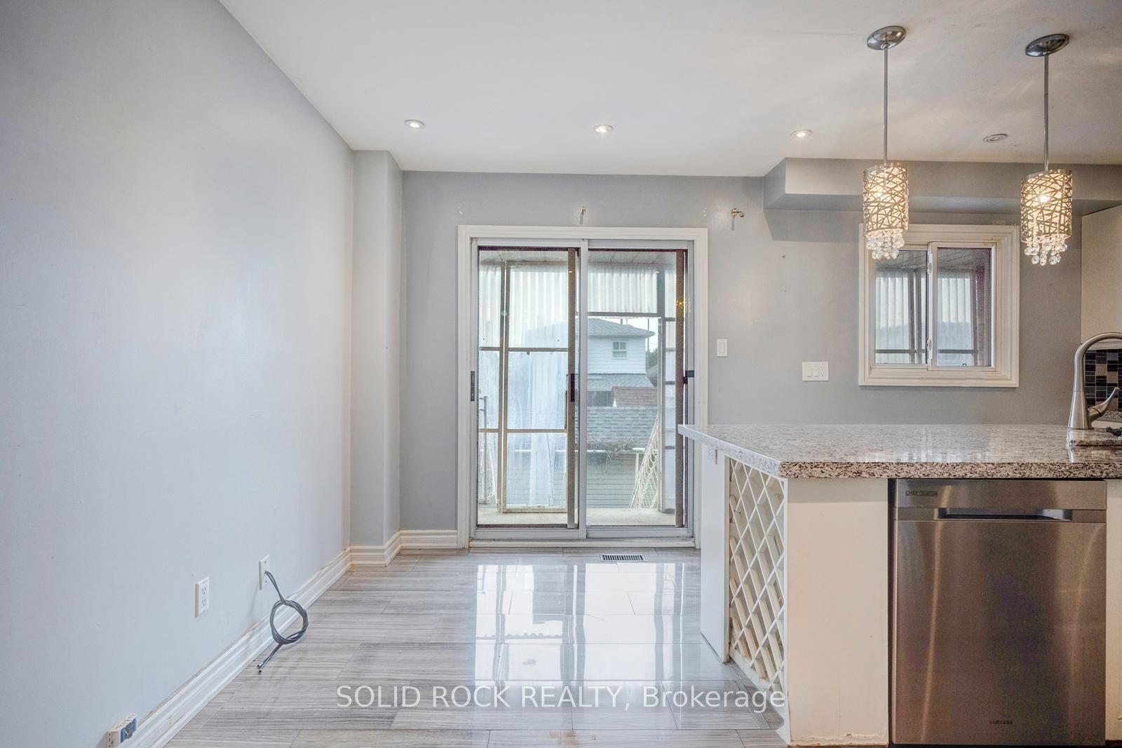 18 Maple Bush Avenue Property Photo 16