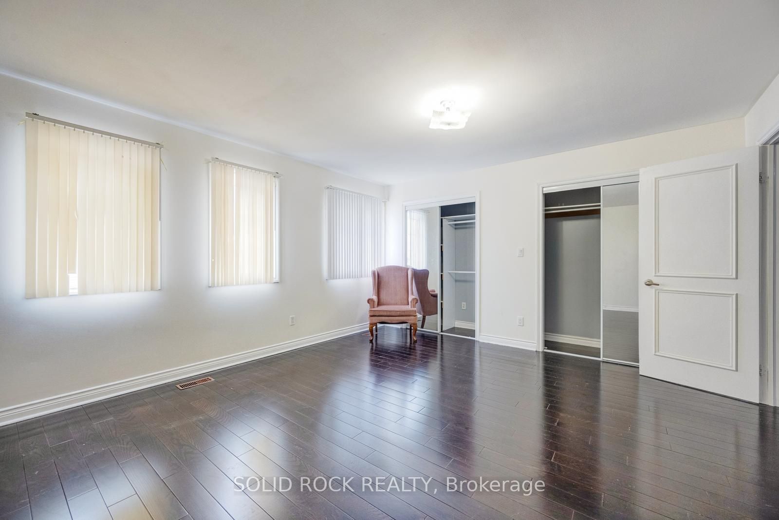 18 Maple Bush Avenue Property Photo 23