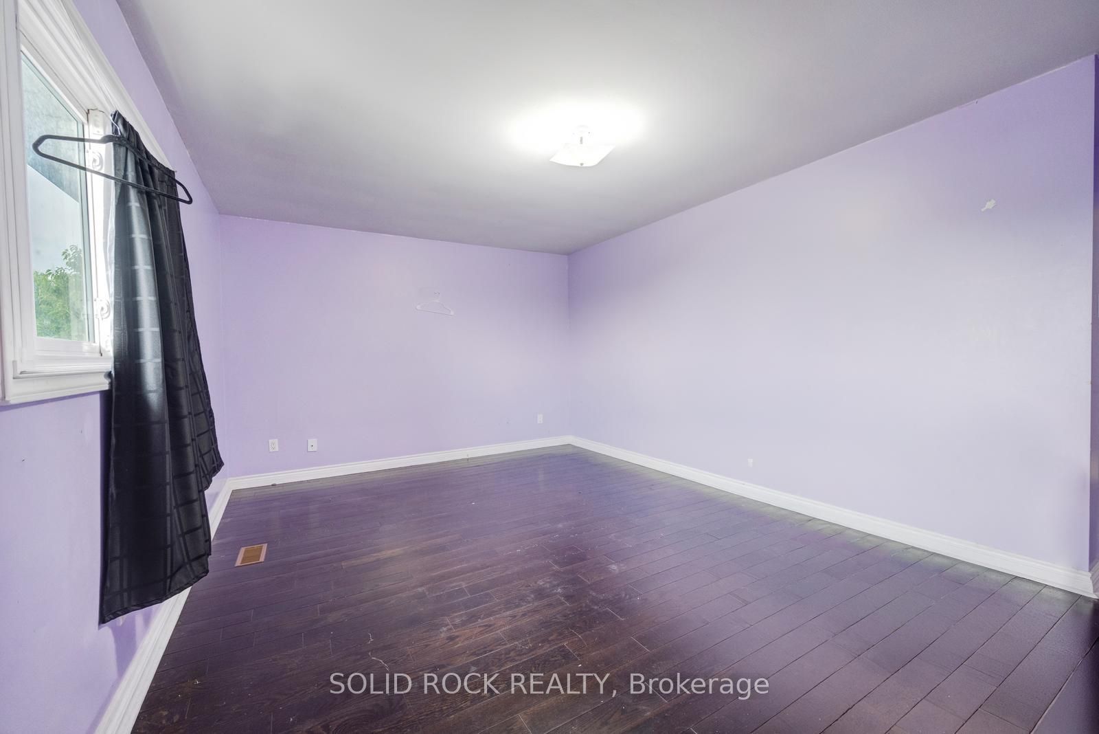 18 Maple Bush Avenue Property Photo 34