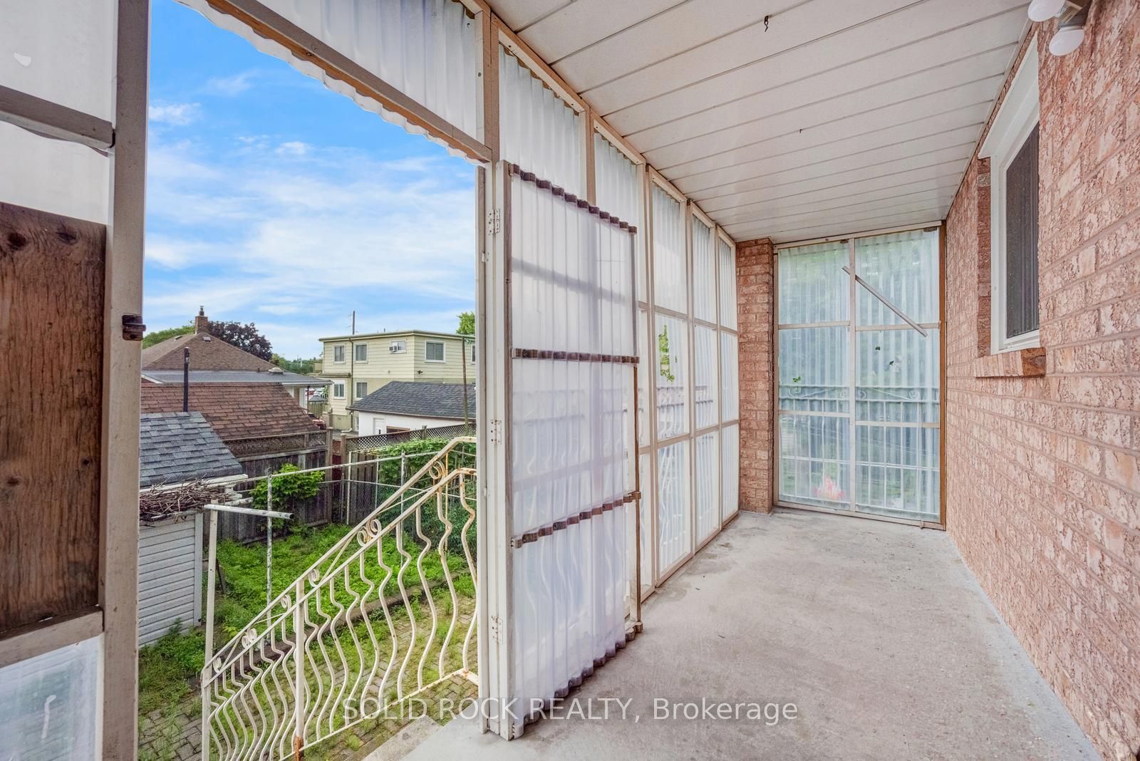 18 Maple Bush Avenue Property Photo 35