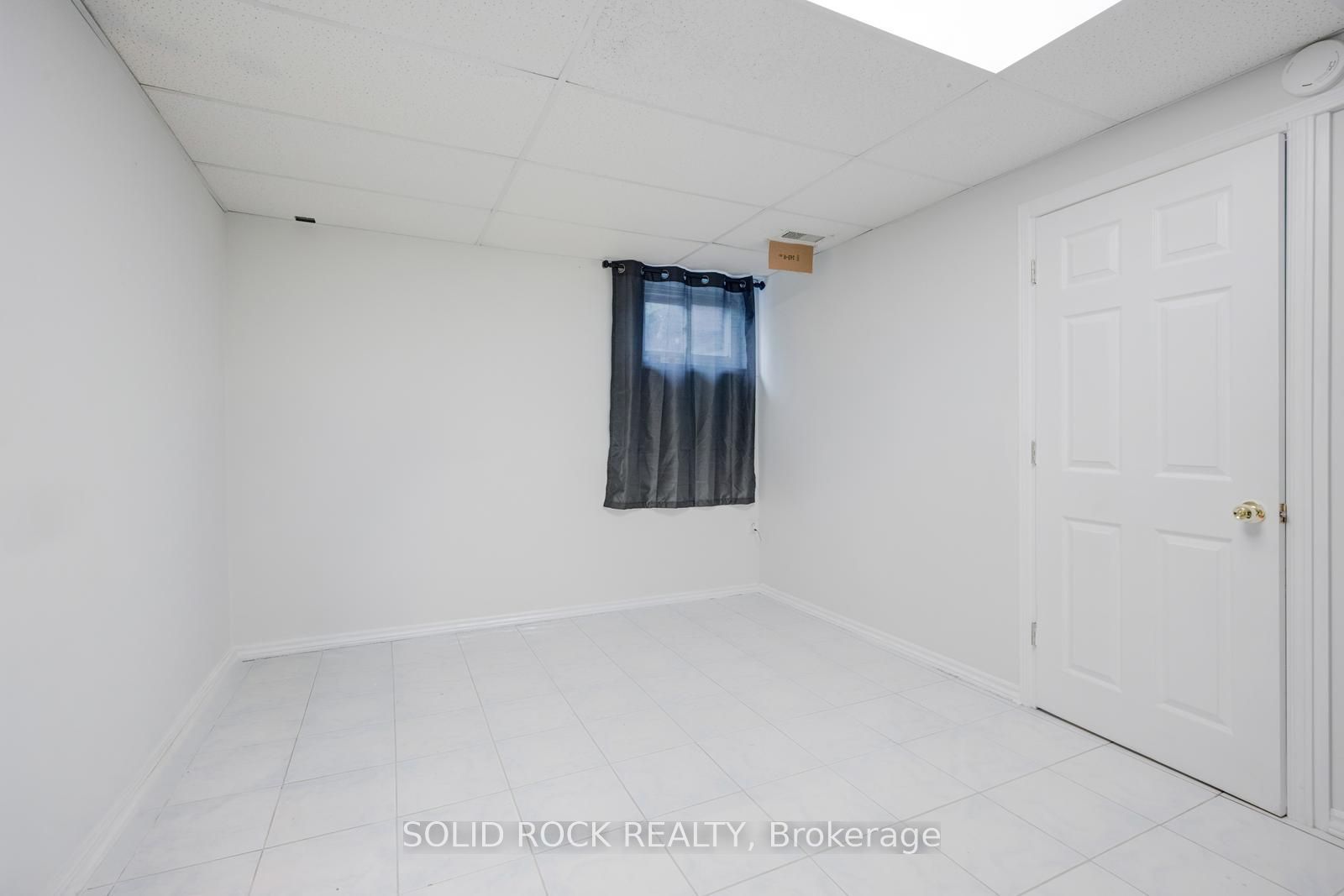 18 Maple Bush Avenue Property Photo 43