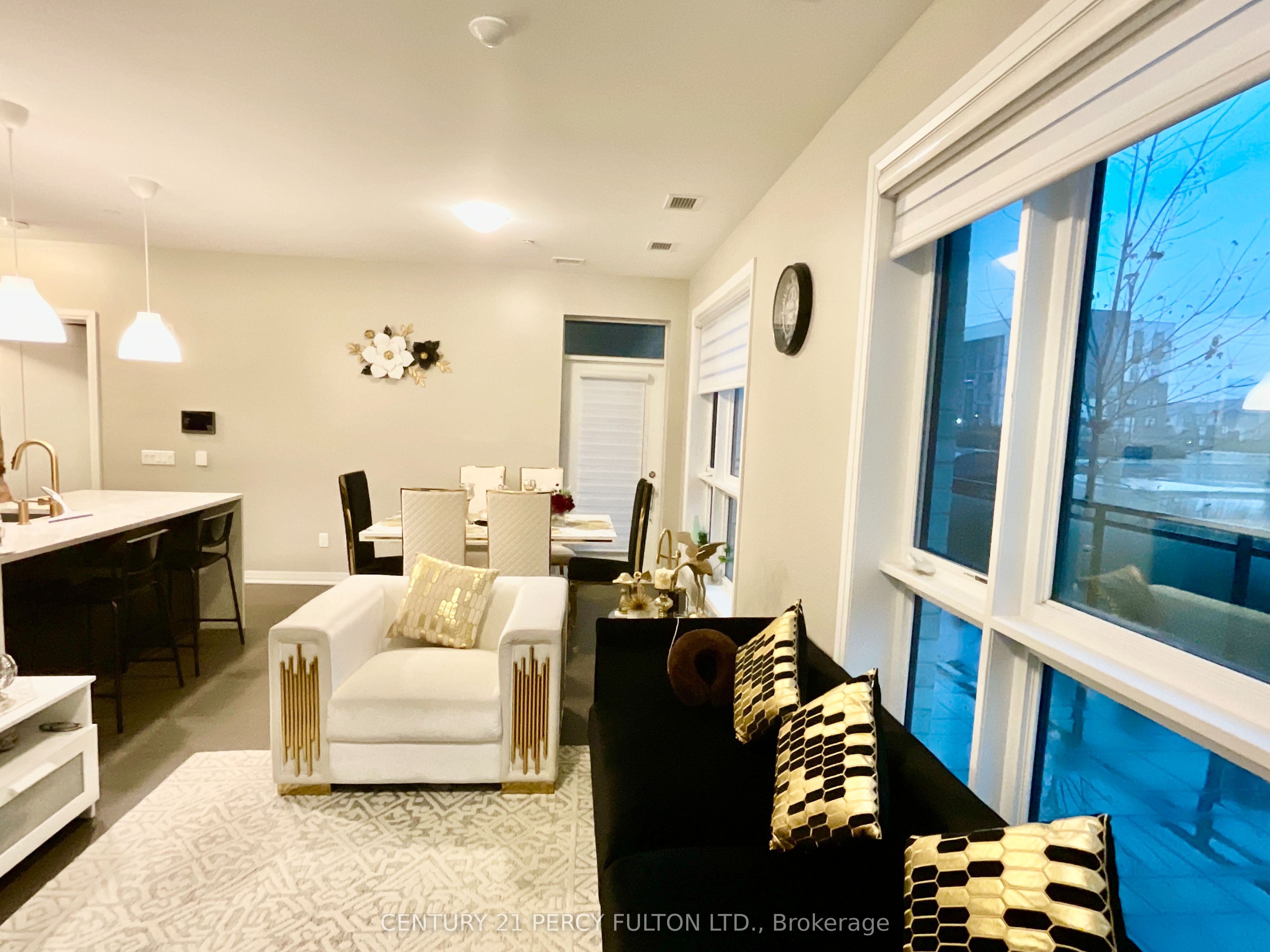 470 Gordon Krantz Avenue 112 Property Photo 6