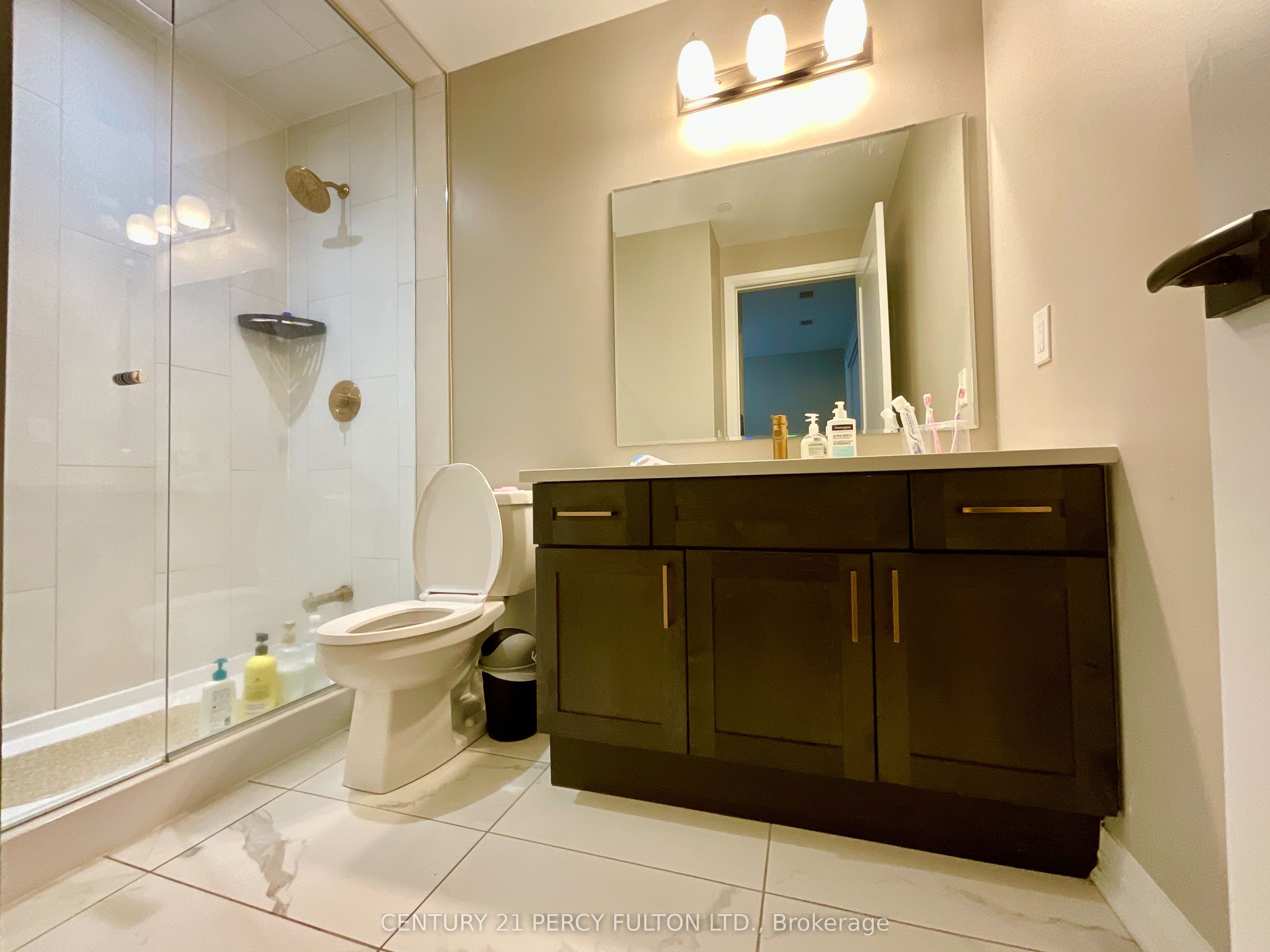 470 Gordon Krantz Avenue 112 Property Photo 13