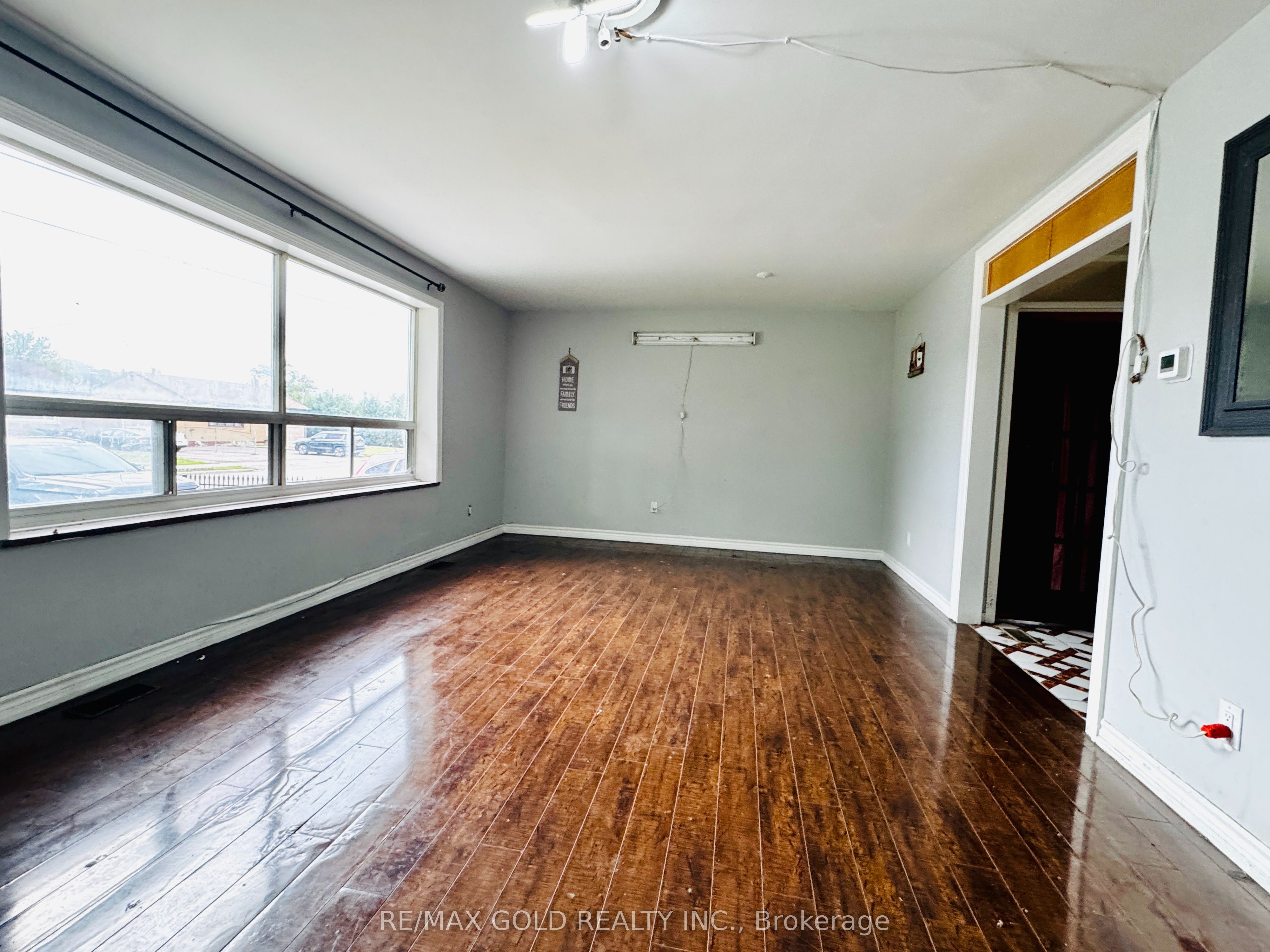 3352 Etude Drive Property Photo 7