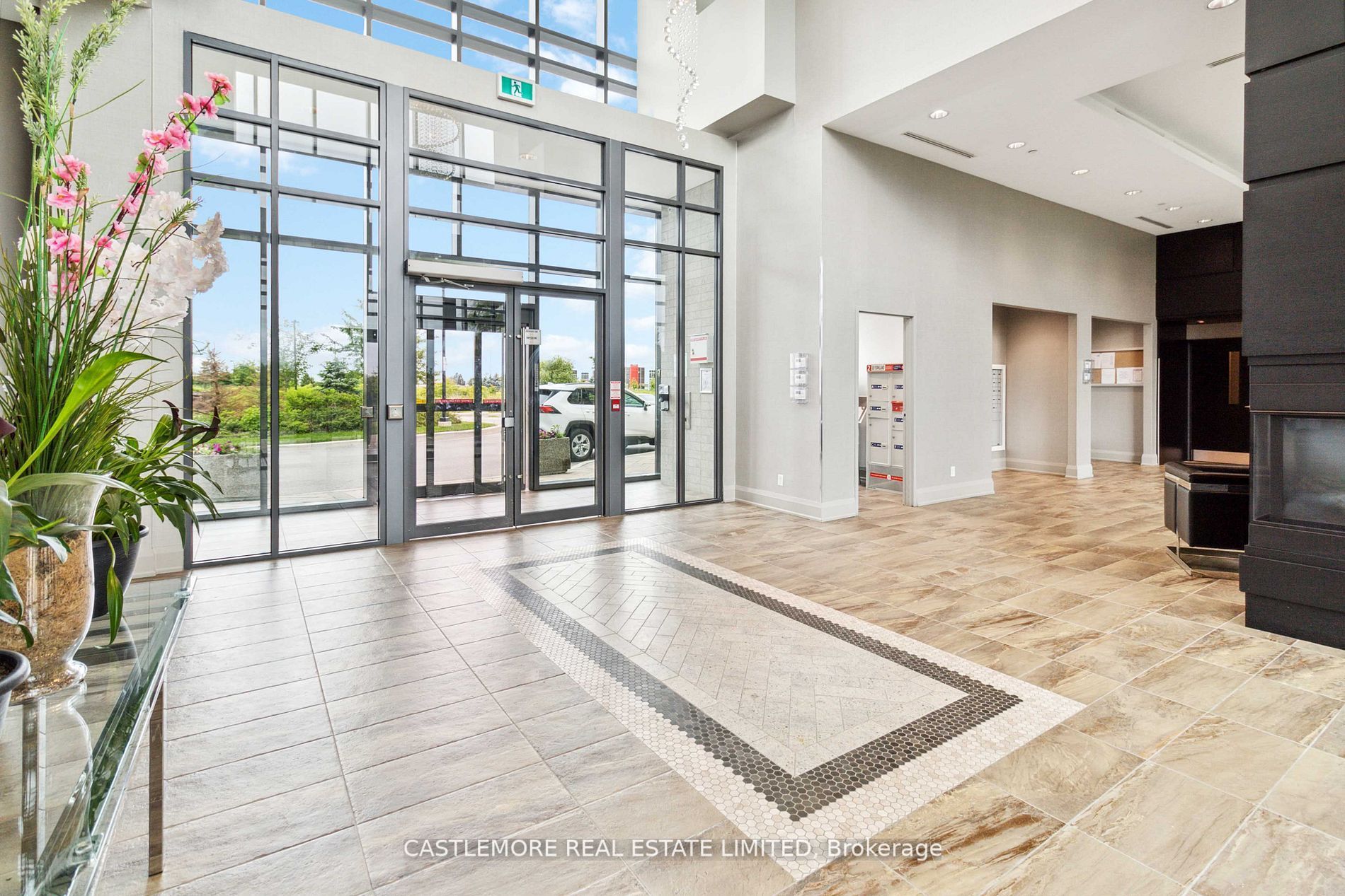 65 Yorkand Boulevard 502 Property Photo 14