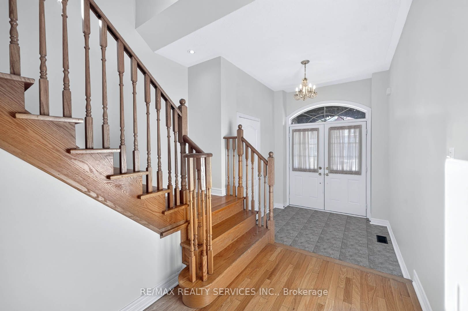 21 Tatra Crescent Property Photo 5