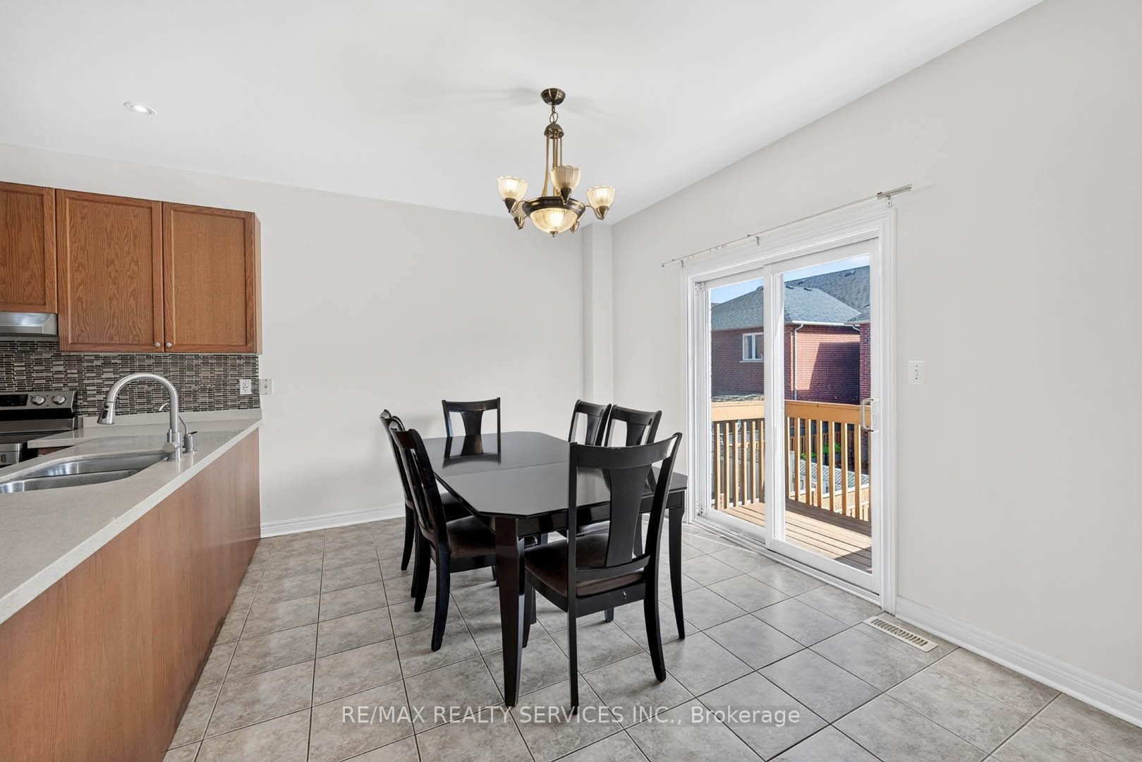 21 Tatra Crescent Property Photo 17