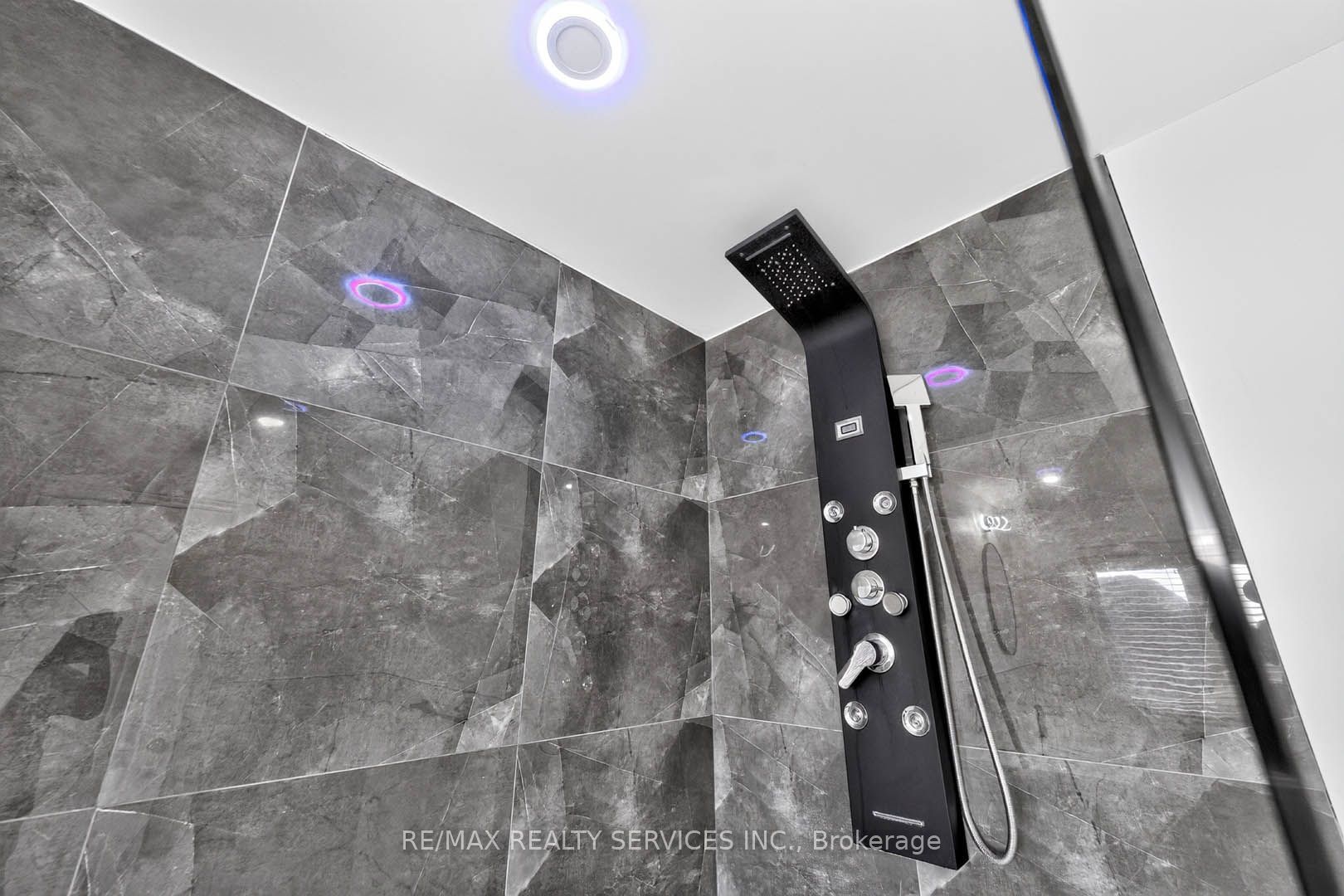 21 Tatra Crescent Property Photo 34