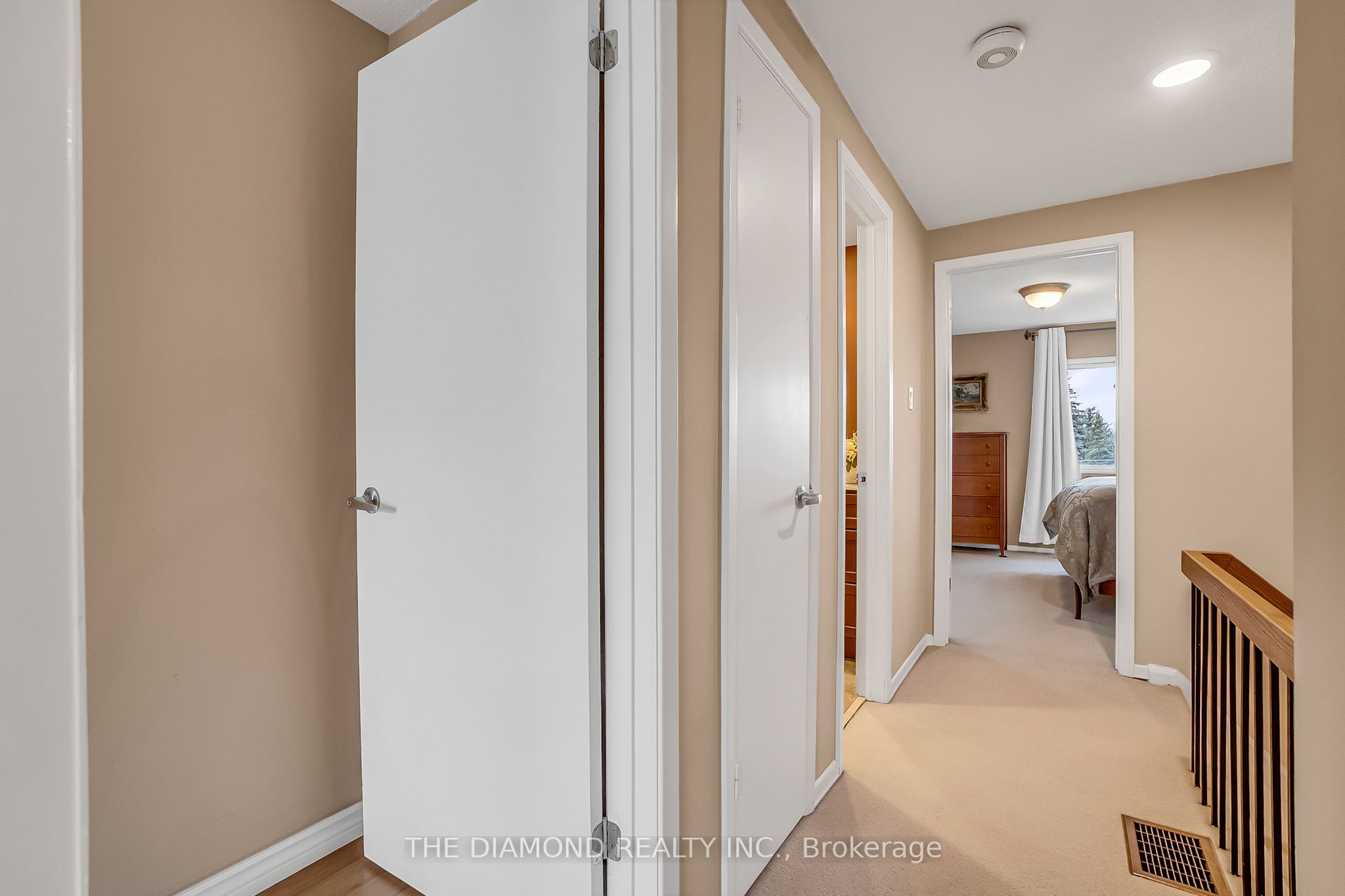 1755 Rathburn Road E 82 Property Photo 27