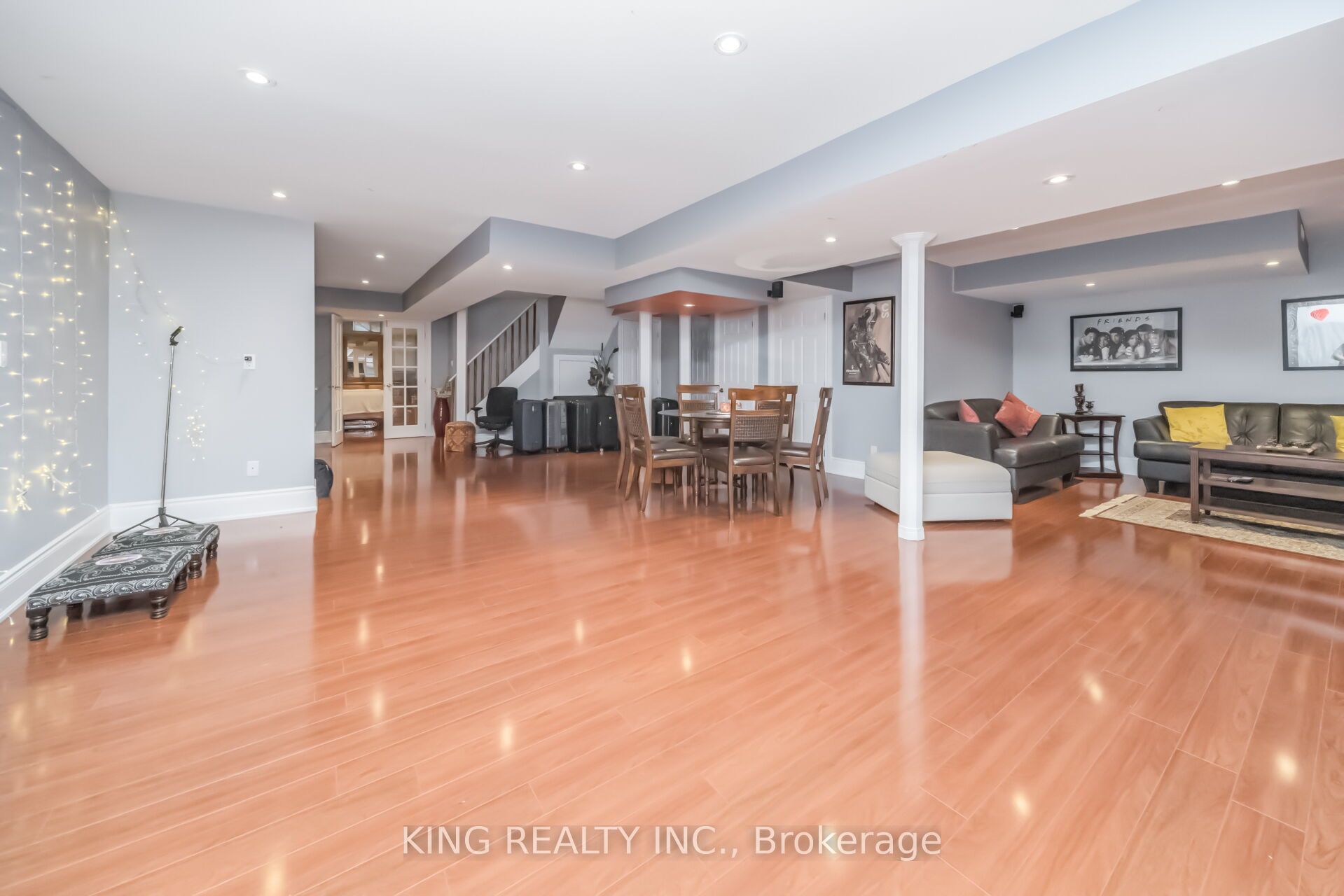 1427 Grossi Street Property Photo 43