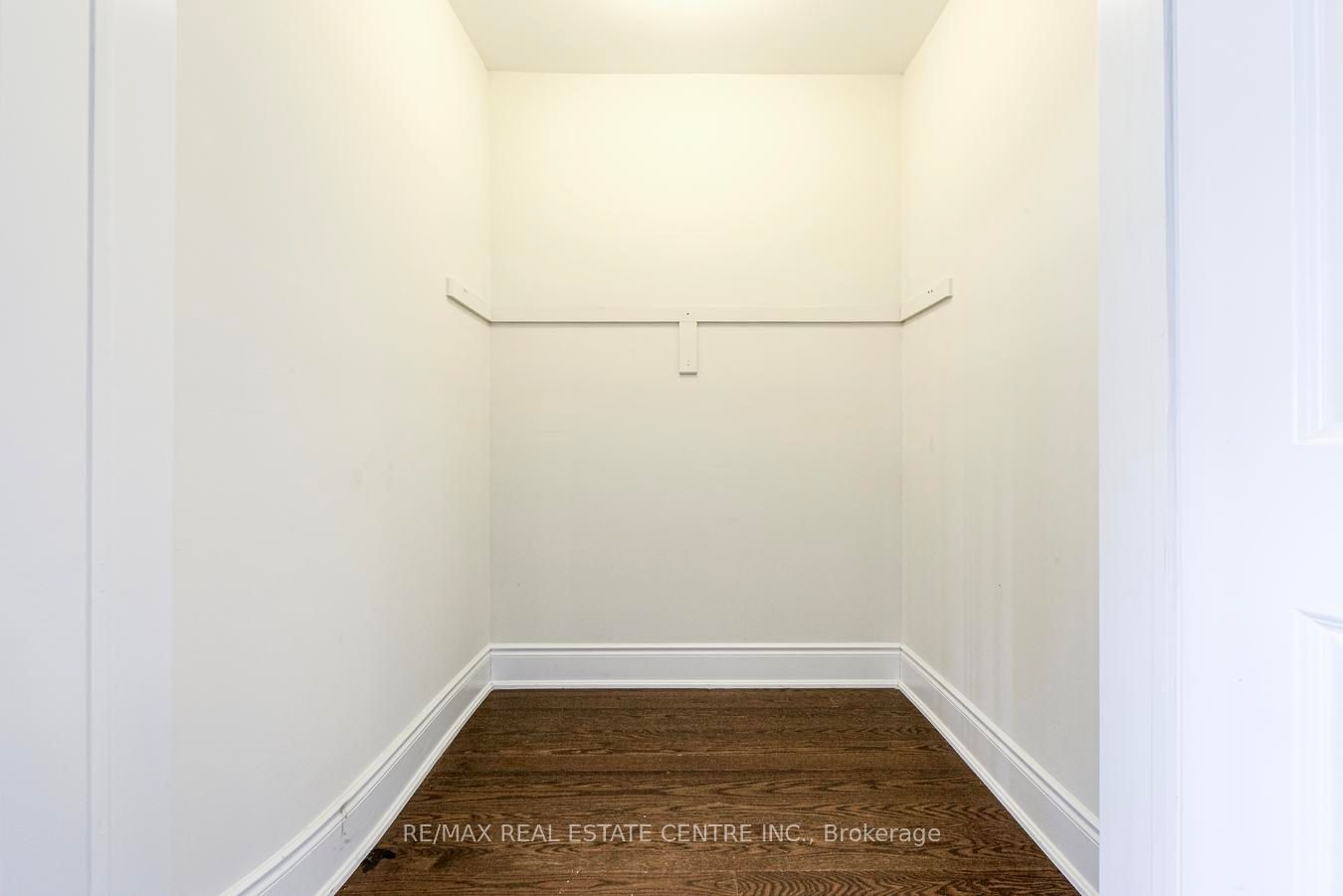 9075 Derry Road Property Photo 24