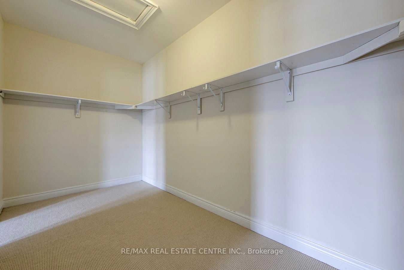 9075 Derry Road Property Photo 35