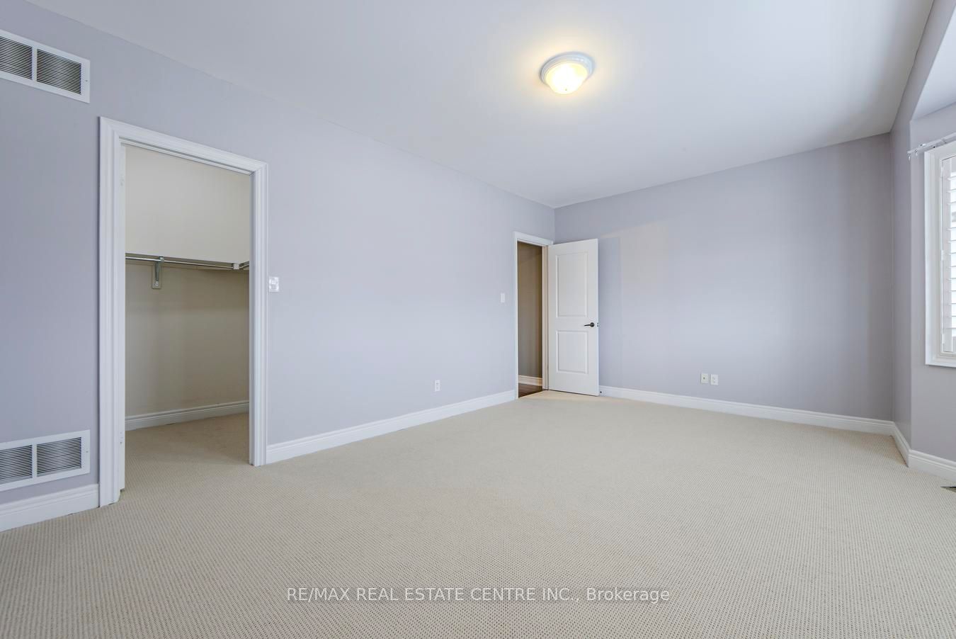 9075 Derry Road Property Photo 44