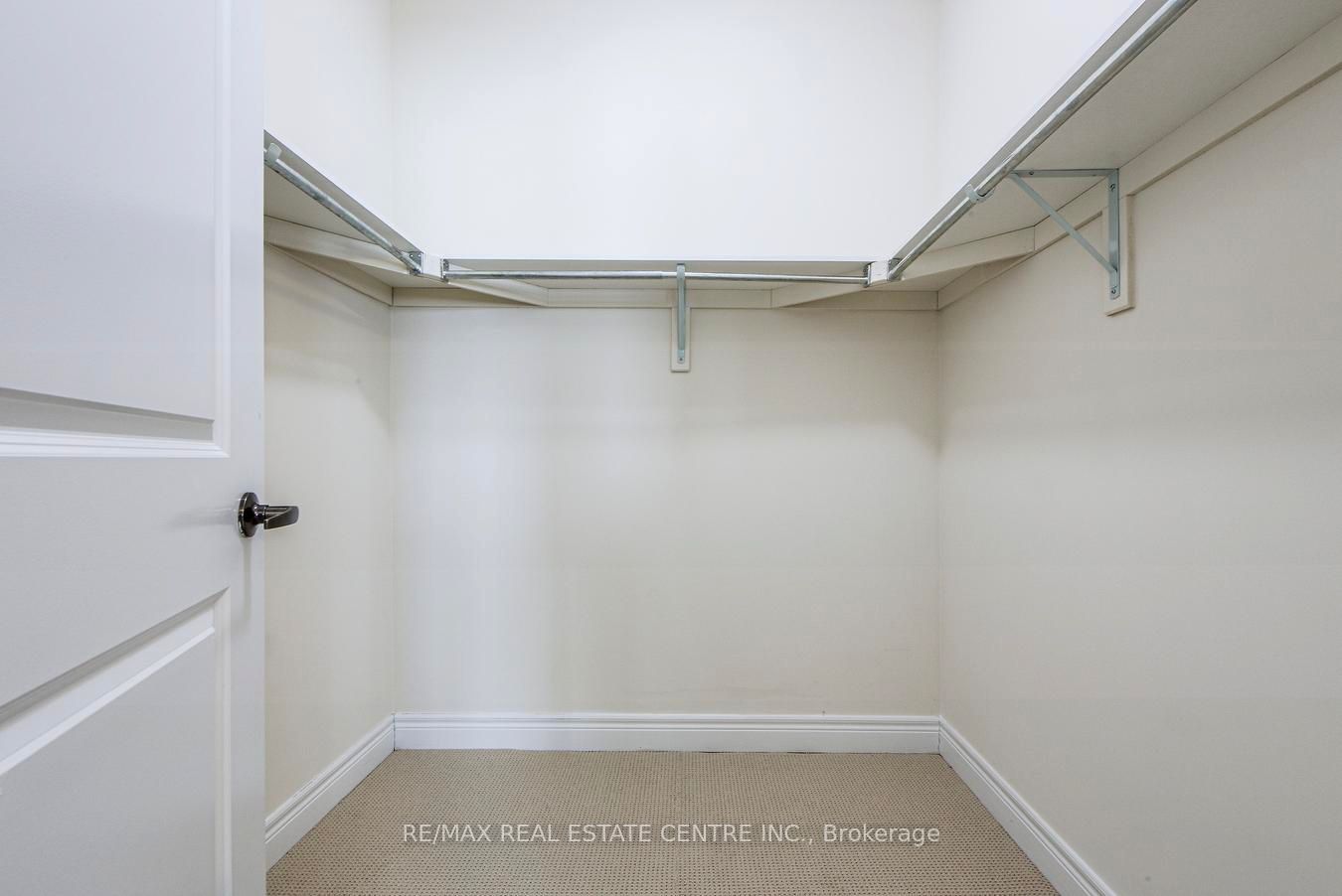 9075 Derry Road Property Photo 45