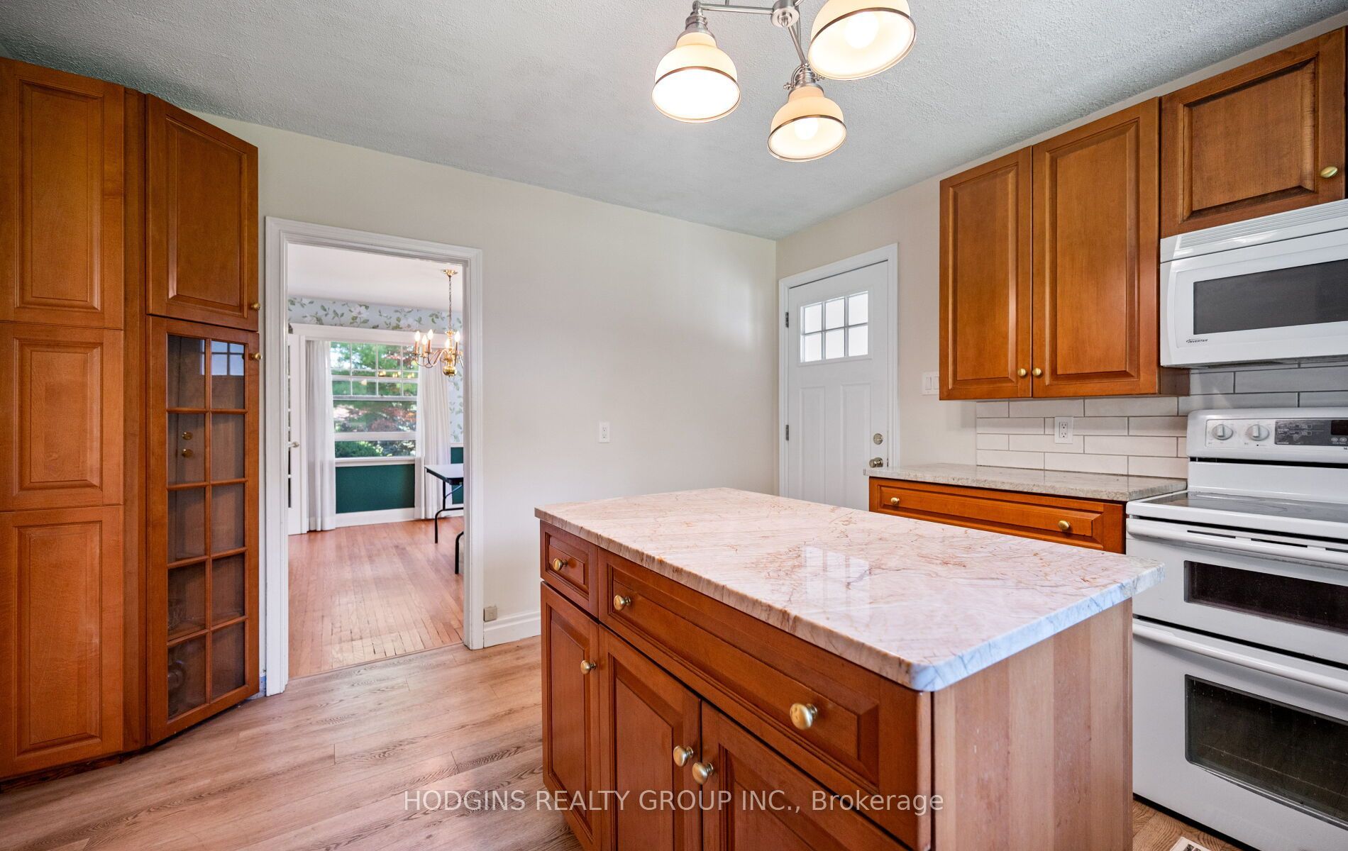 1558 Broadmoor Avenue Property Photo 14