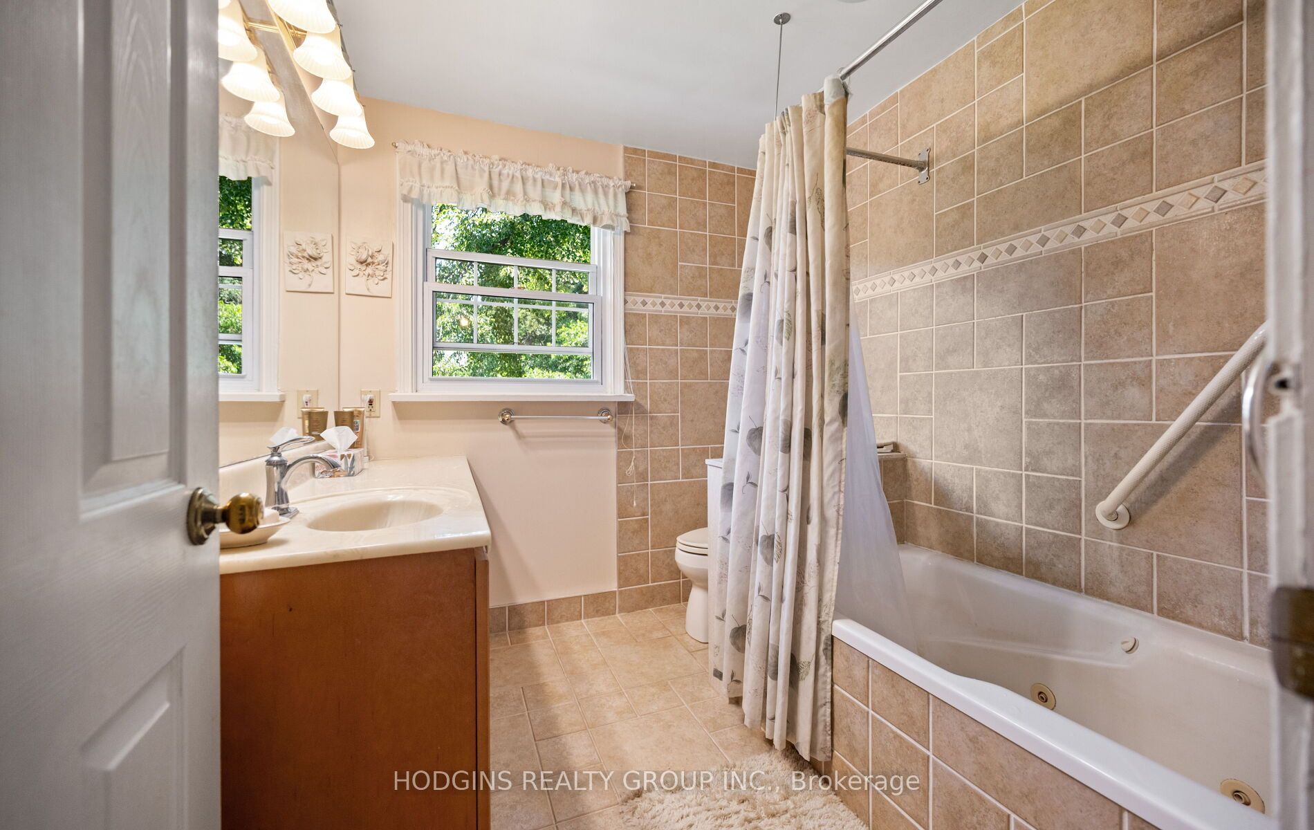 1558 Broadmoor Avenue Property Photo 26