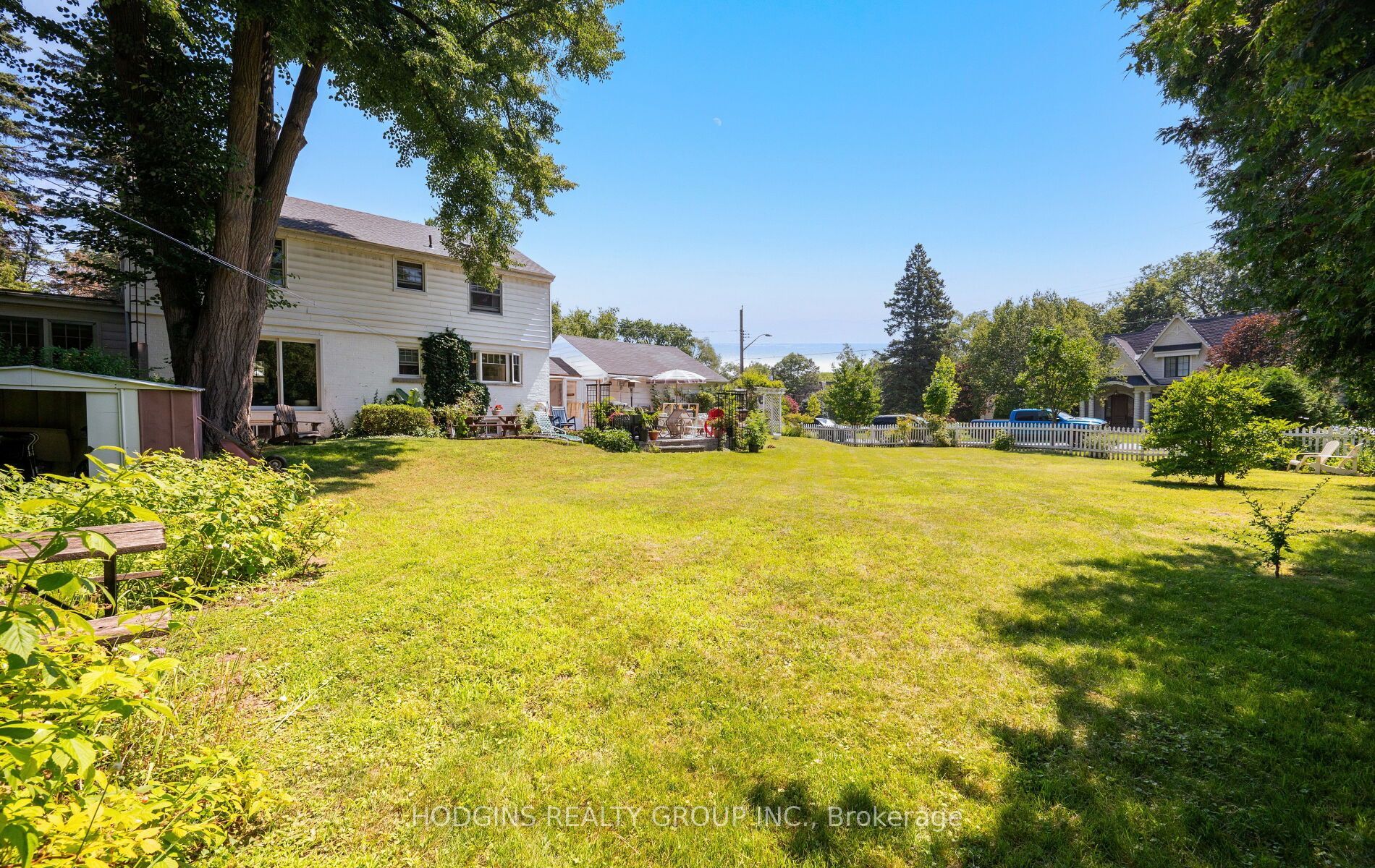 1558 Broadmoor Avenue Property Photo 34