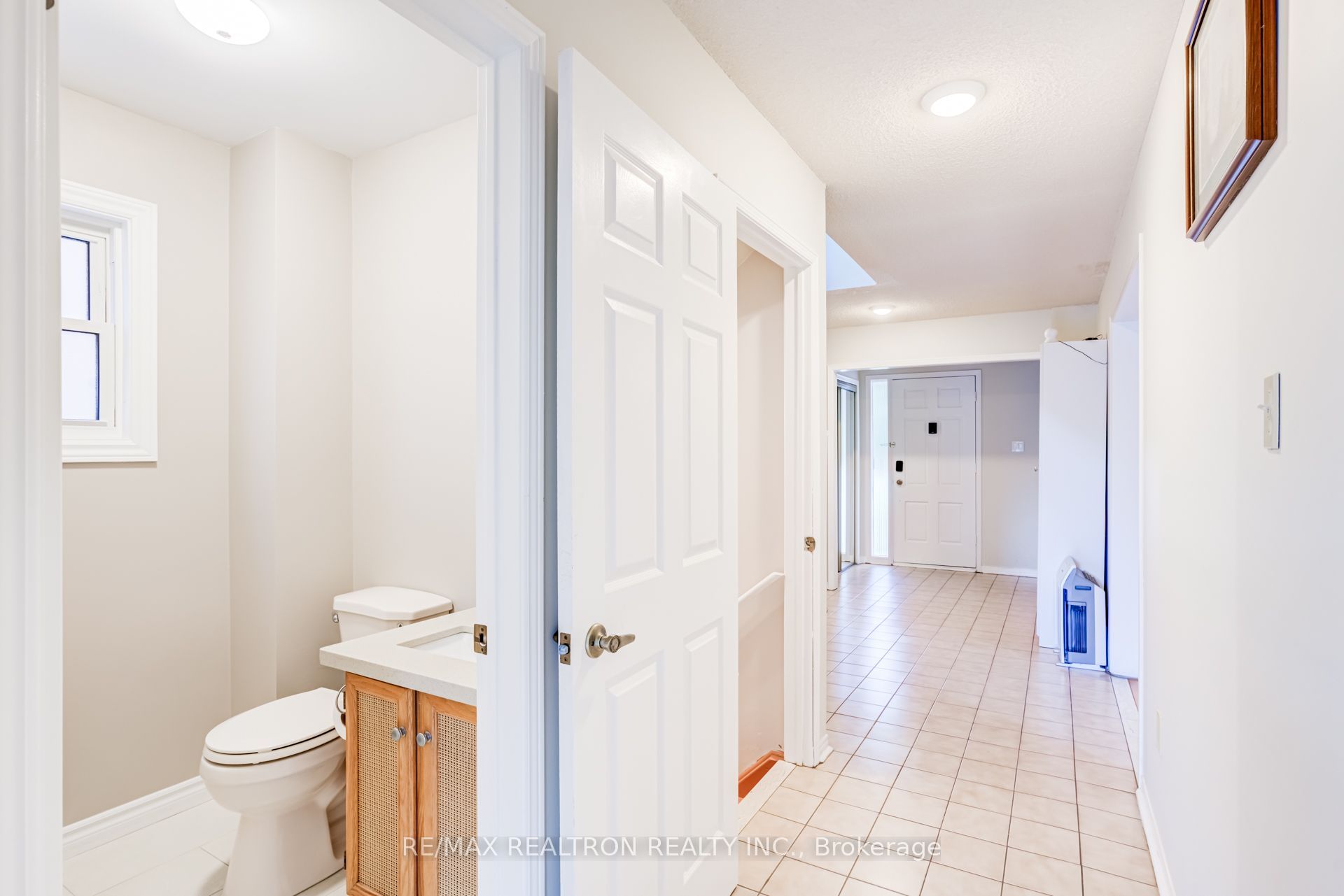 4379 Radisson Crescent Property Photo 9