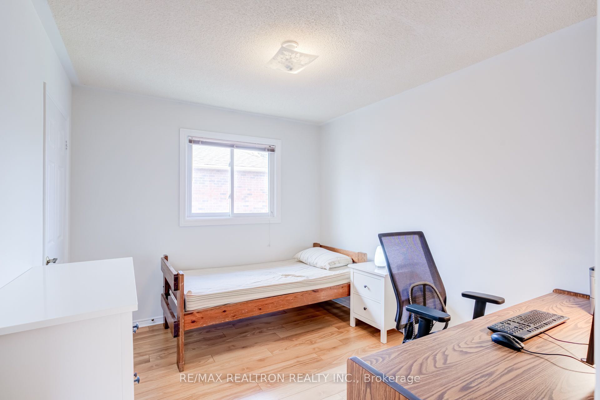 4379 Radisson Crescent Property Photo 27
