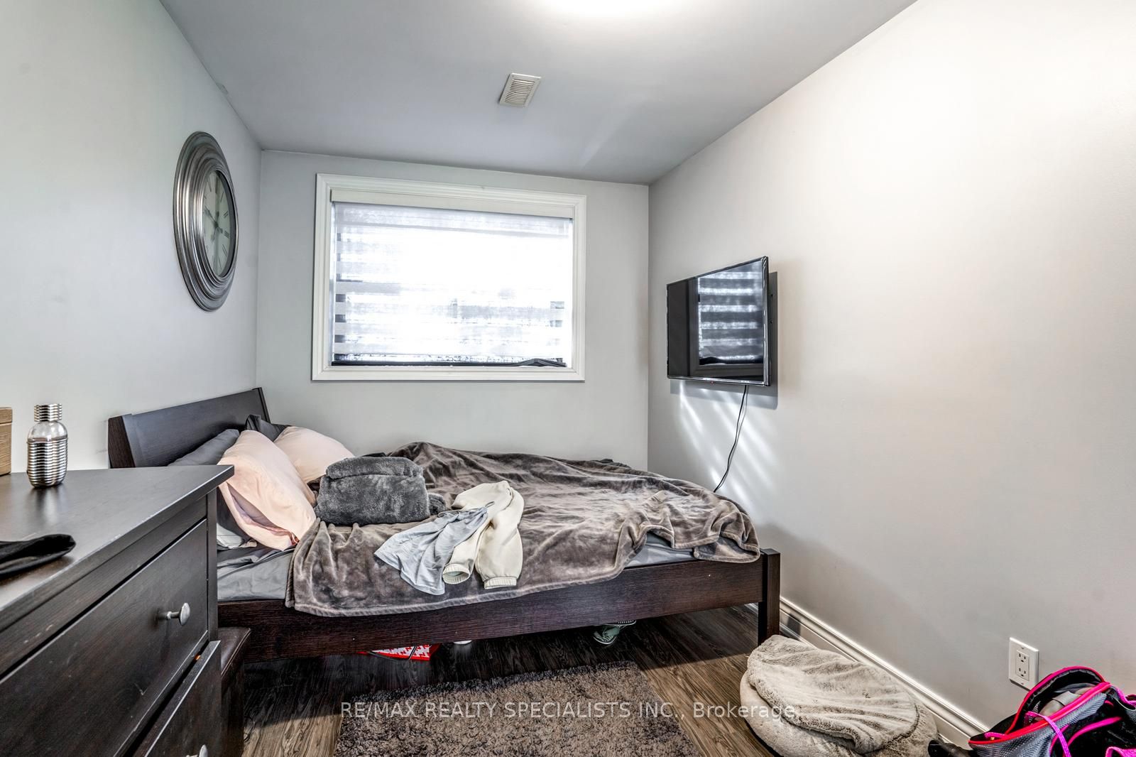 6 Brant Avenue Property Photo 22