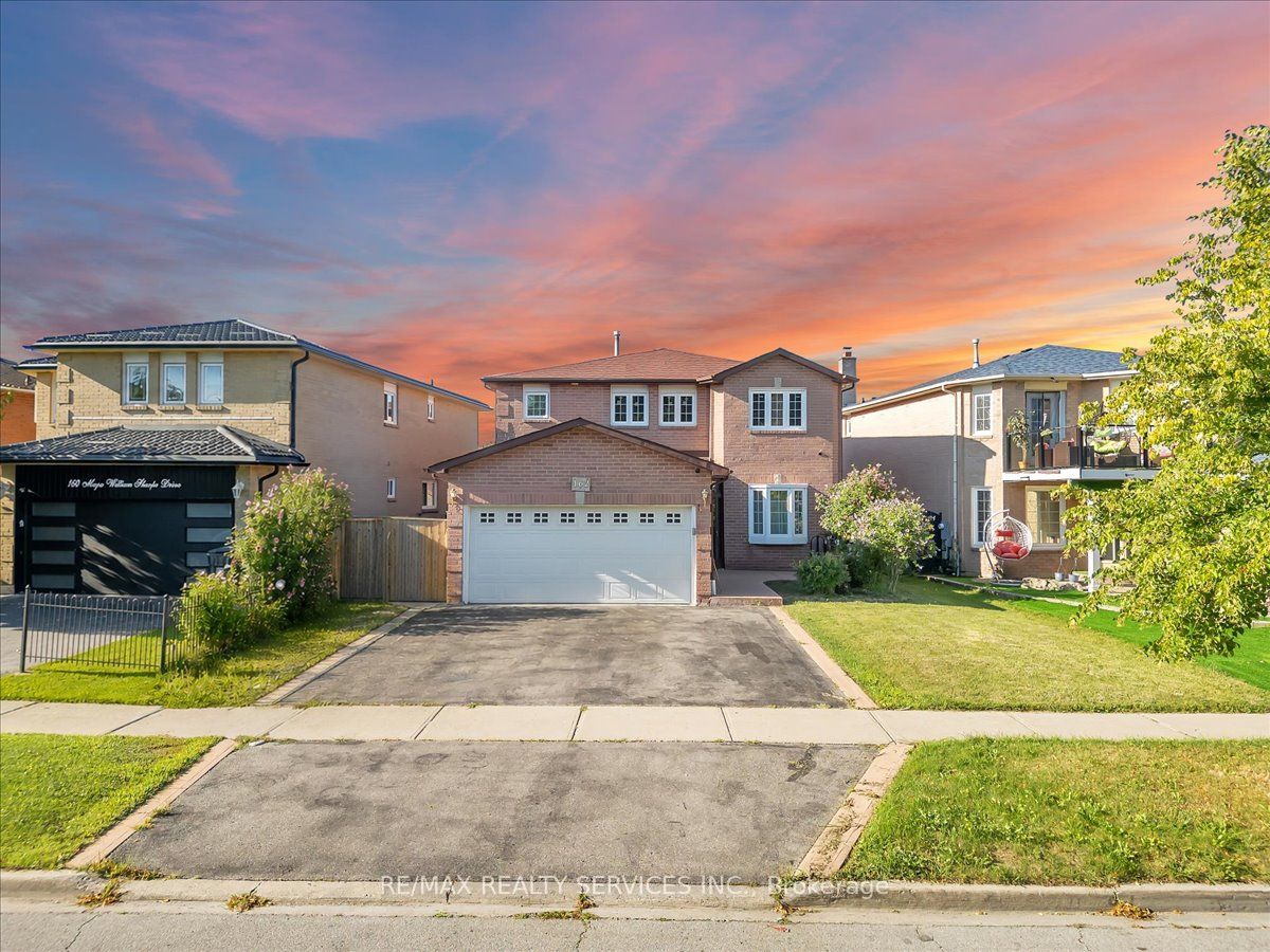162 Major William Sharpe Drive Property Photo 1