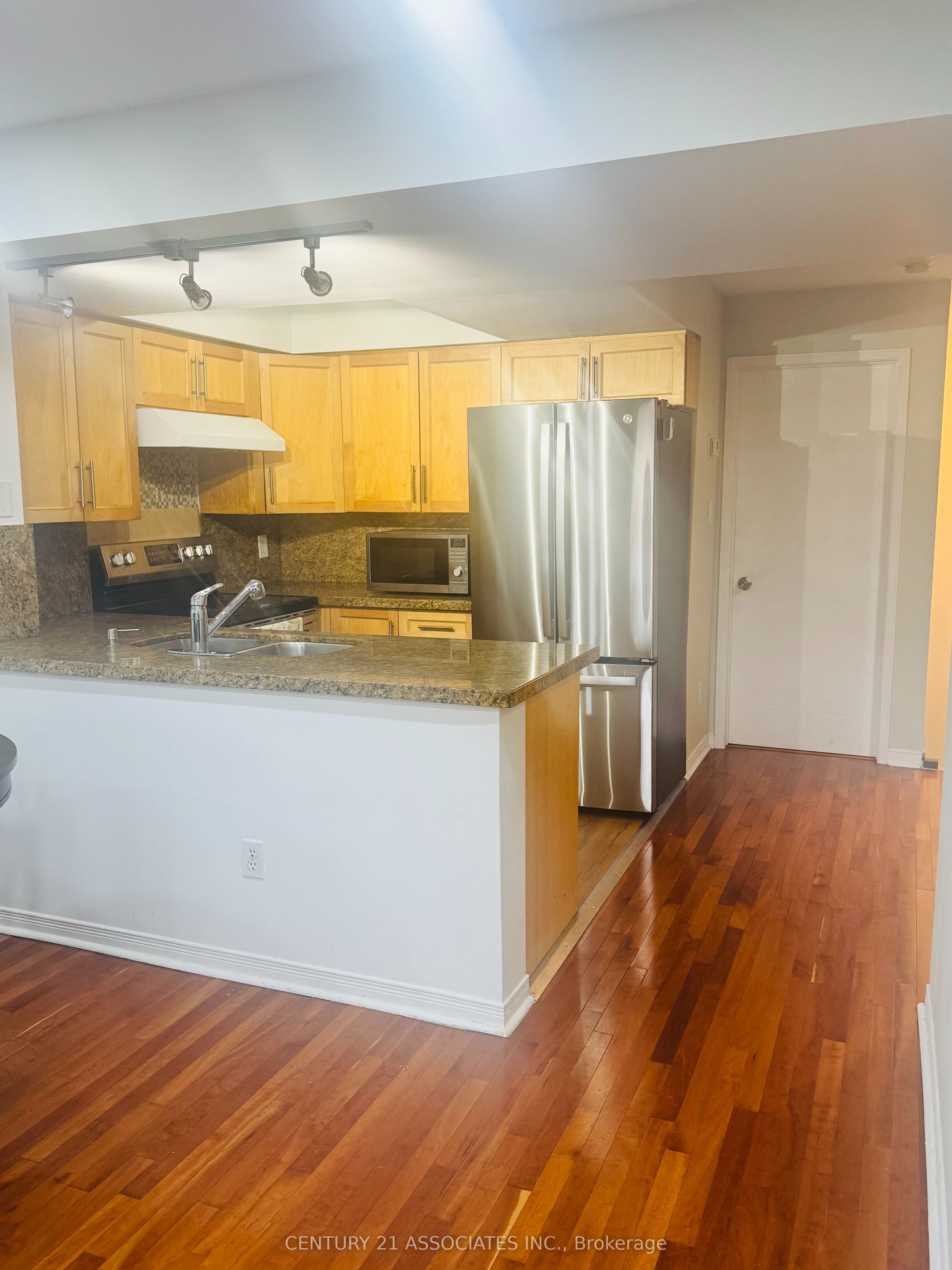60 Barondale Drive 256 Property Photo 10
