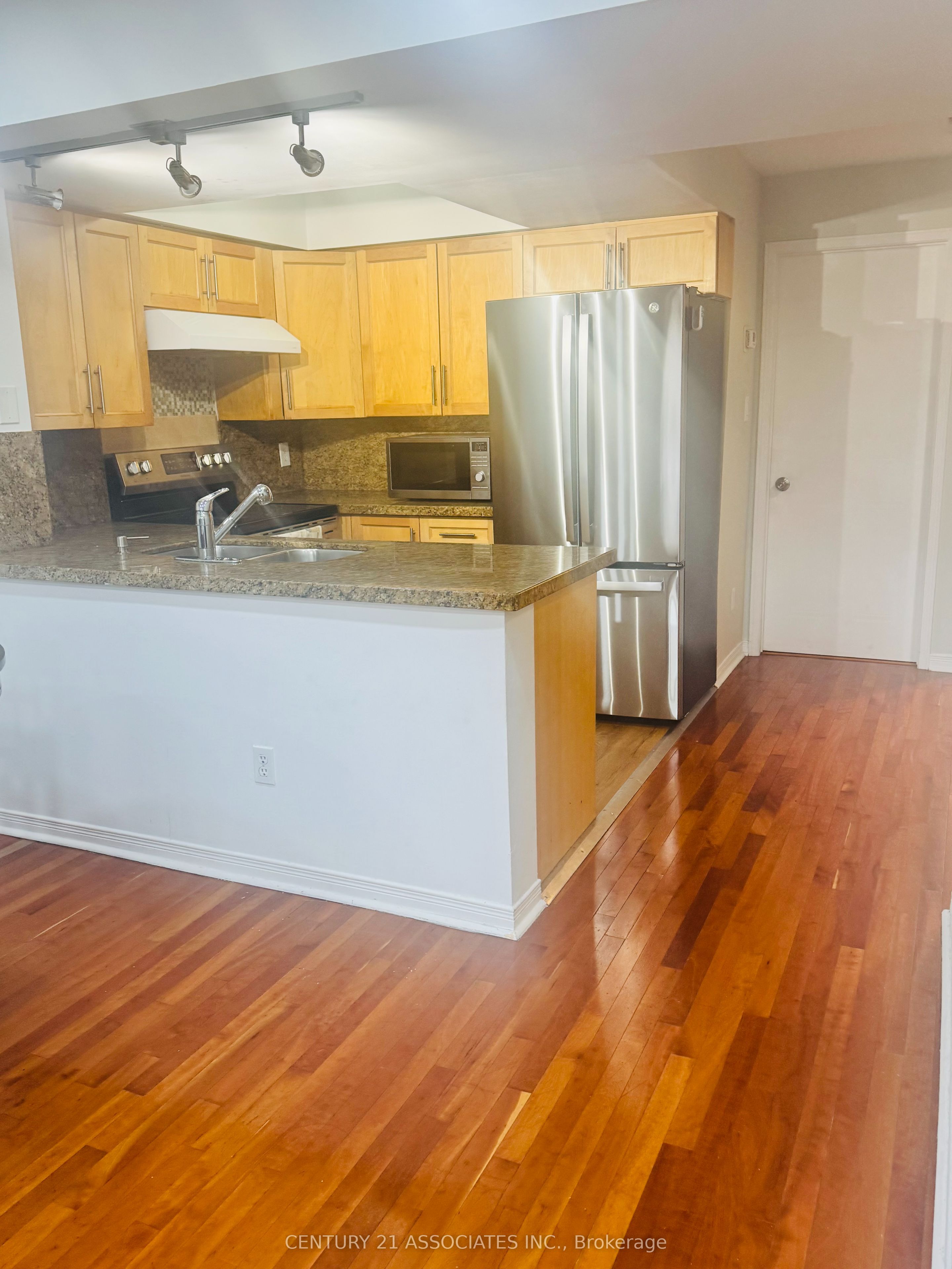60 Barondale Drive 256 Property Photo 11