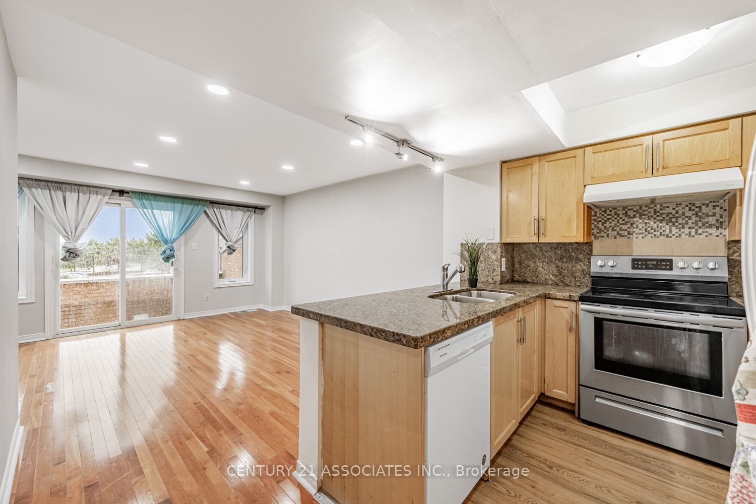 60 Barondale Drive 256 Property Photo 13