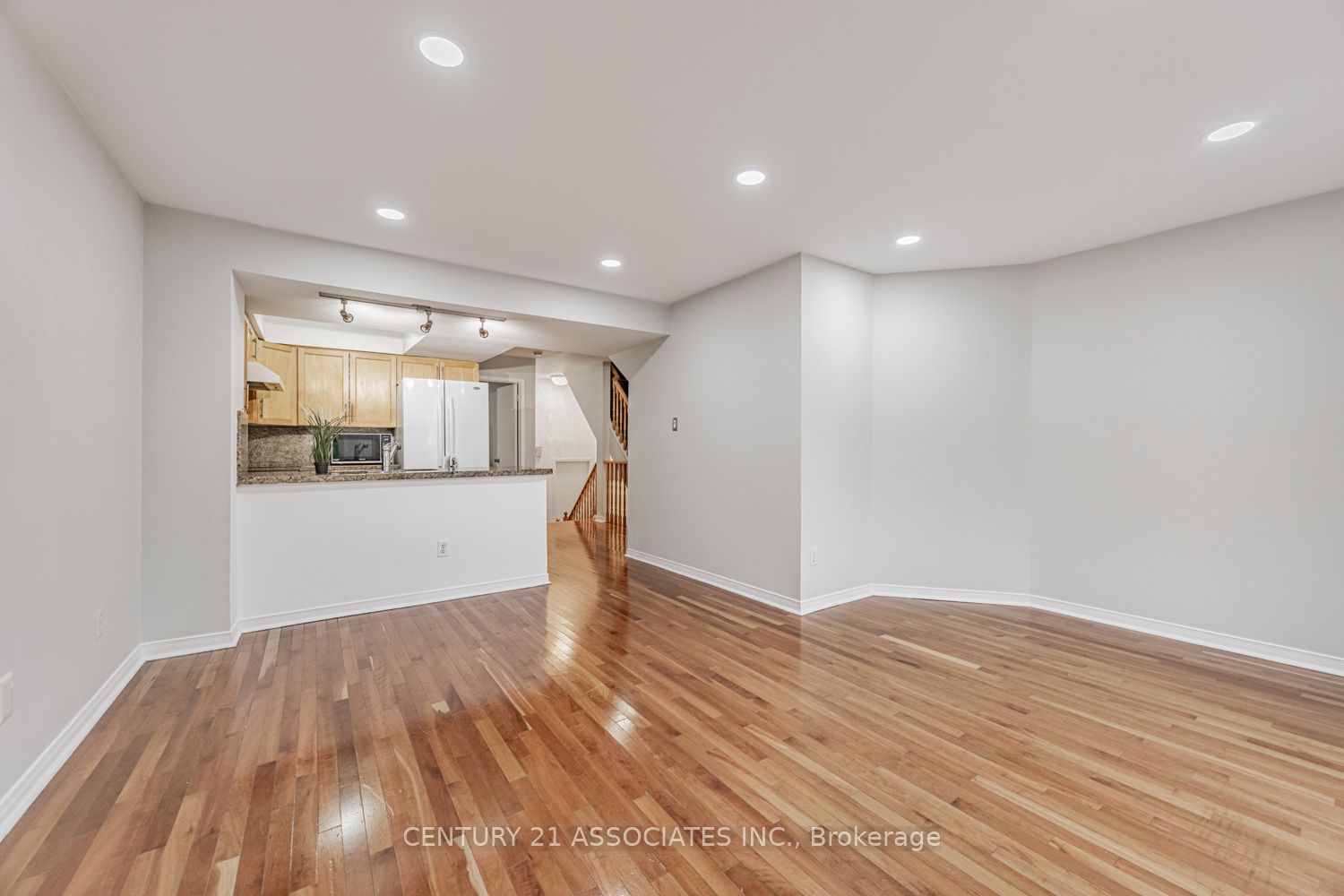 60 Barondale Drive 256 Property Photo 14