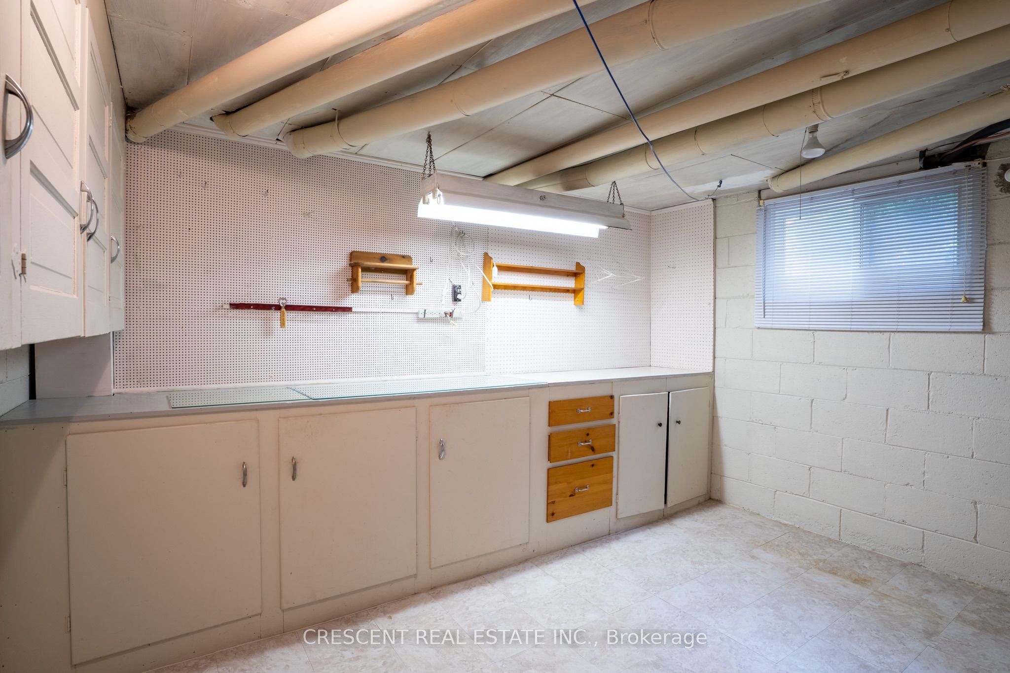 14 Claymore Drive Lower Property Photo 7