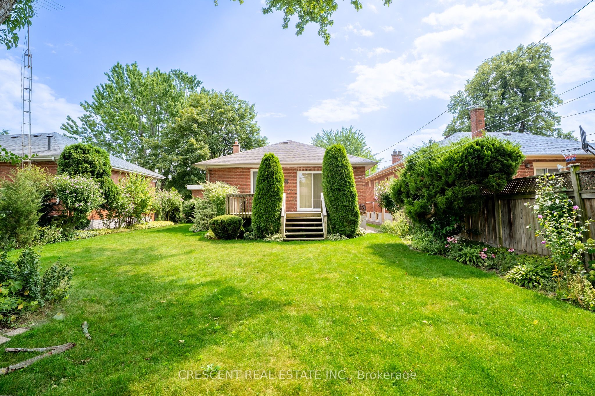 14 Claymore Drive Lower Property Photo 10