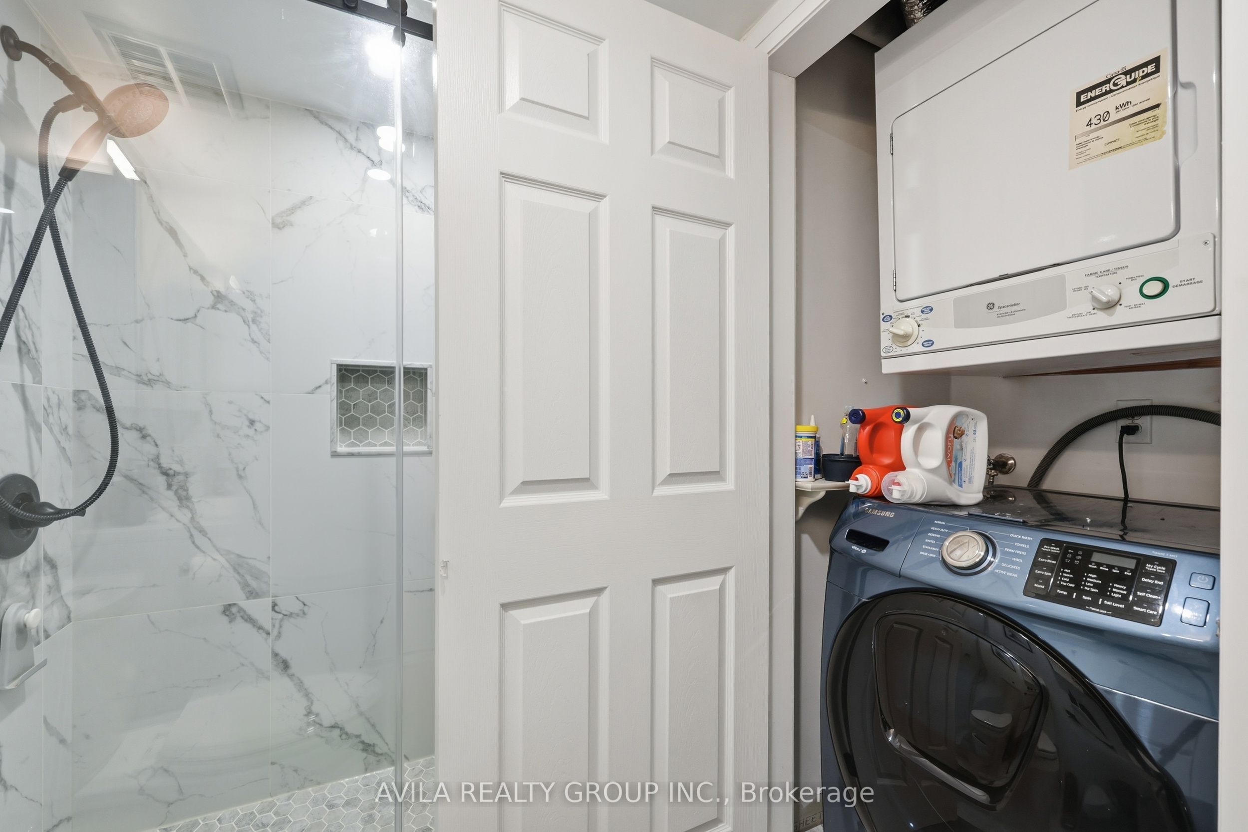 1460 Bishops Gate 203 Property Photo 9