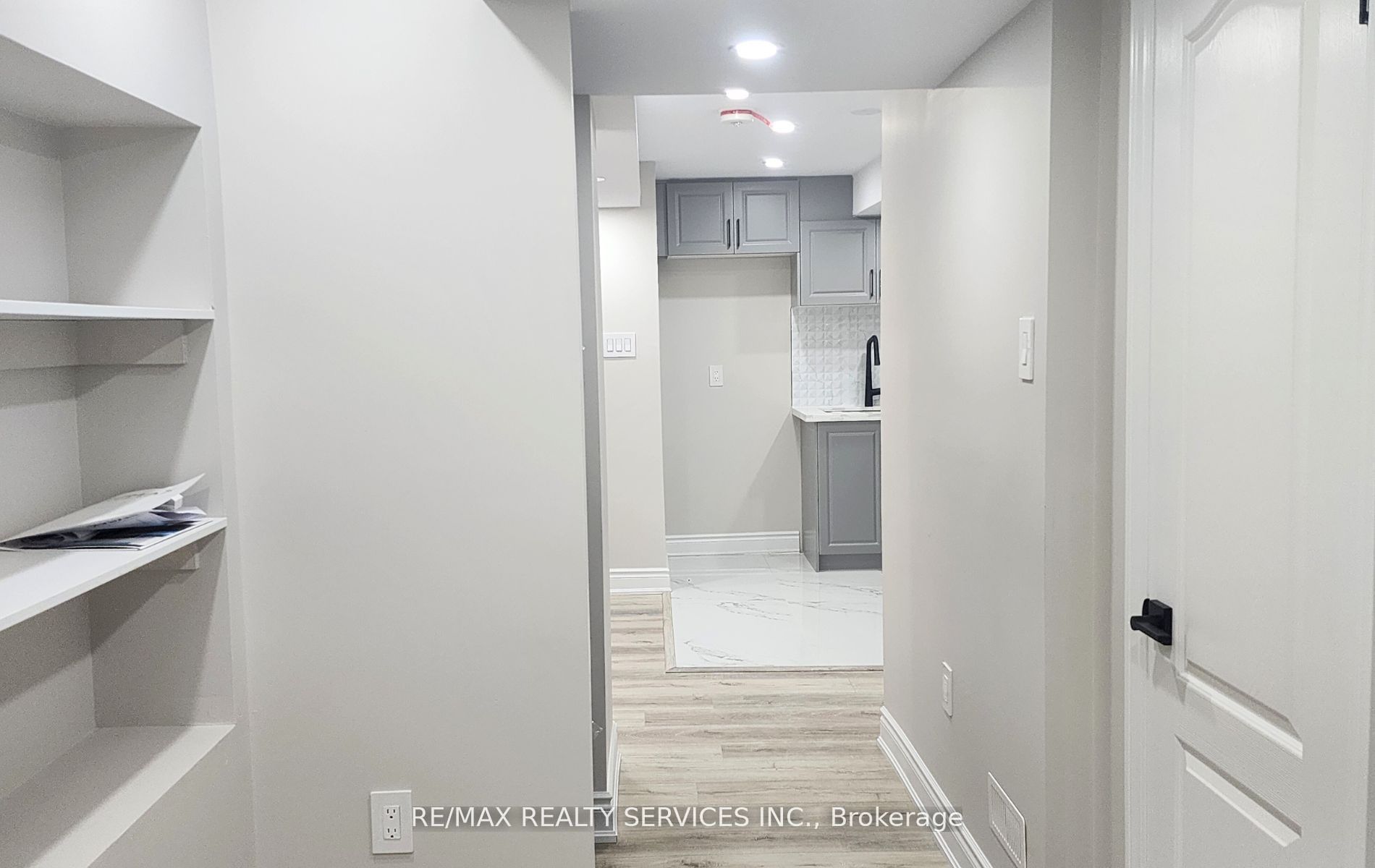 5944 Shelford Terrace (bsmnt) Property Photo 6