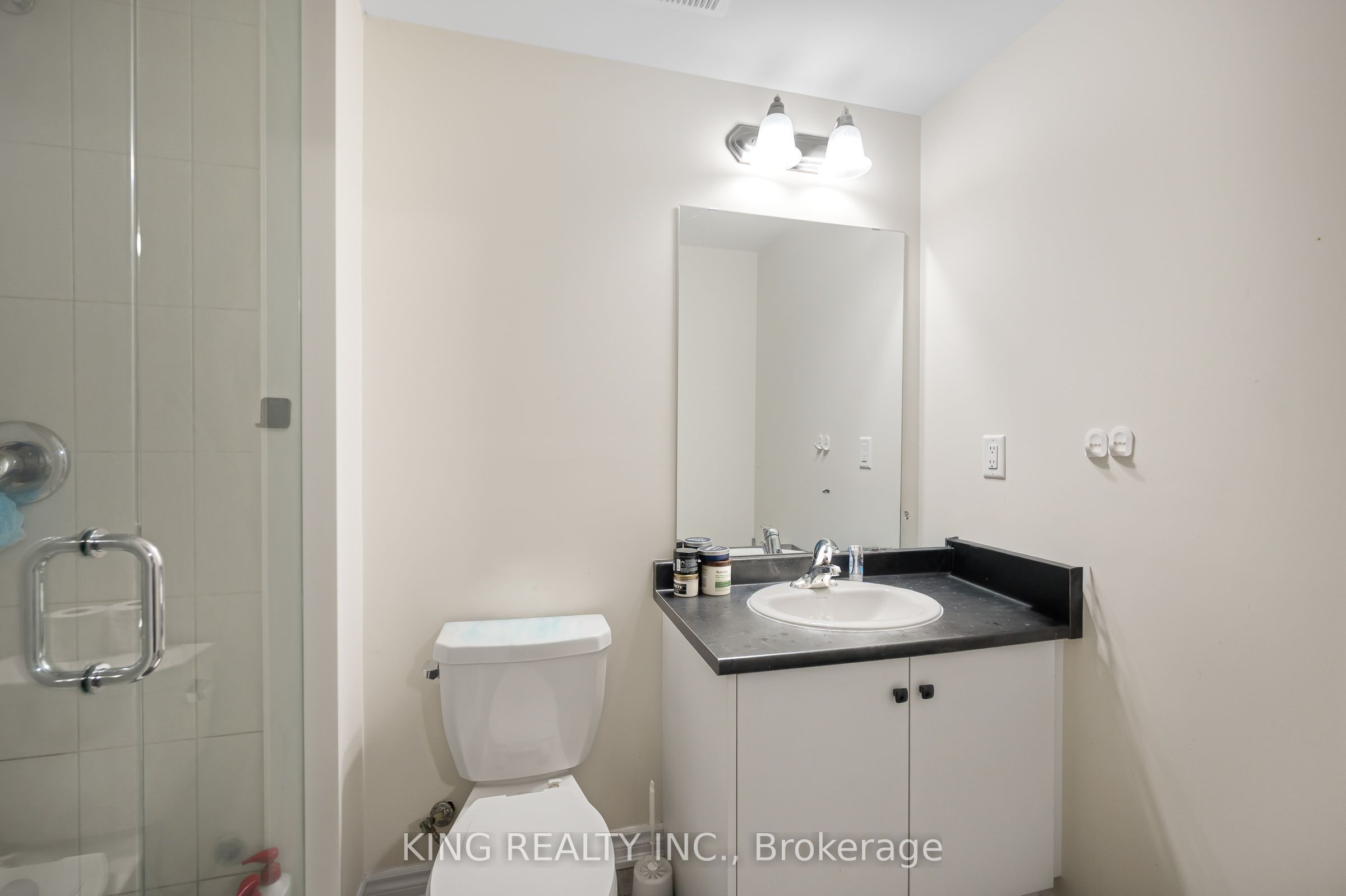 1443 National Common Property Photo 11
