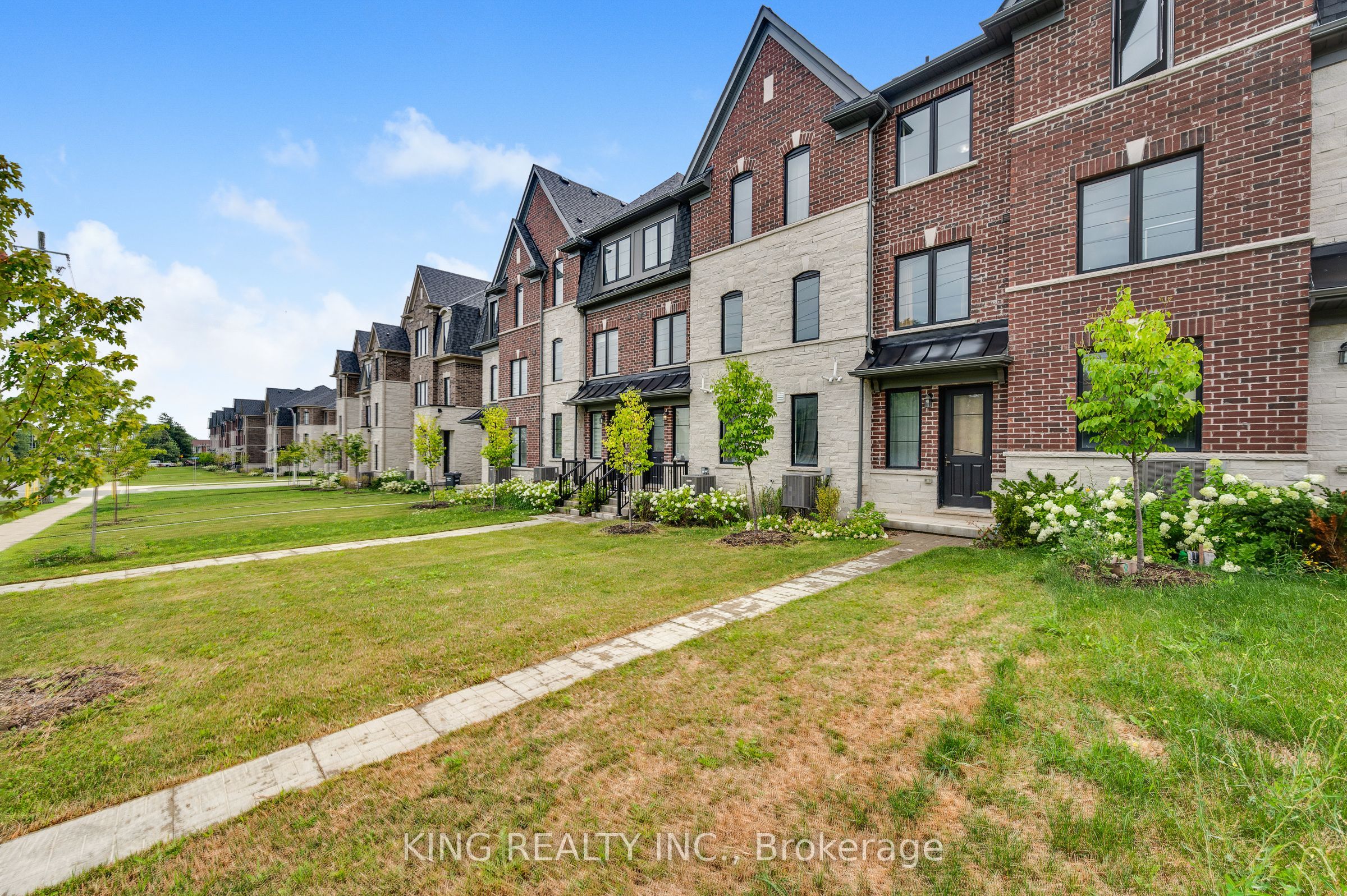 1443 National Common Property Photo 40