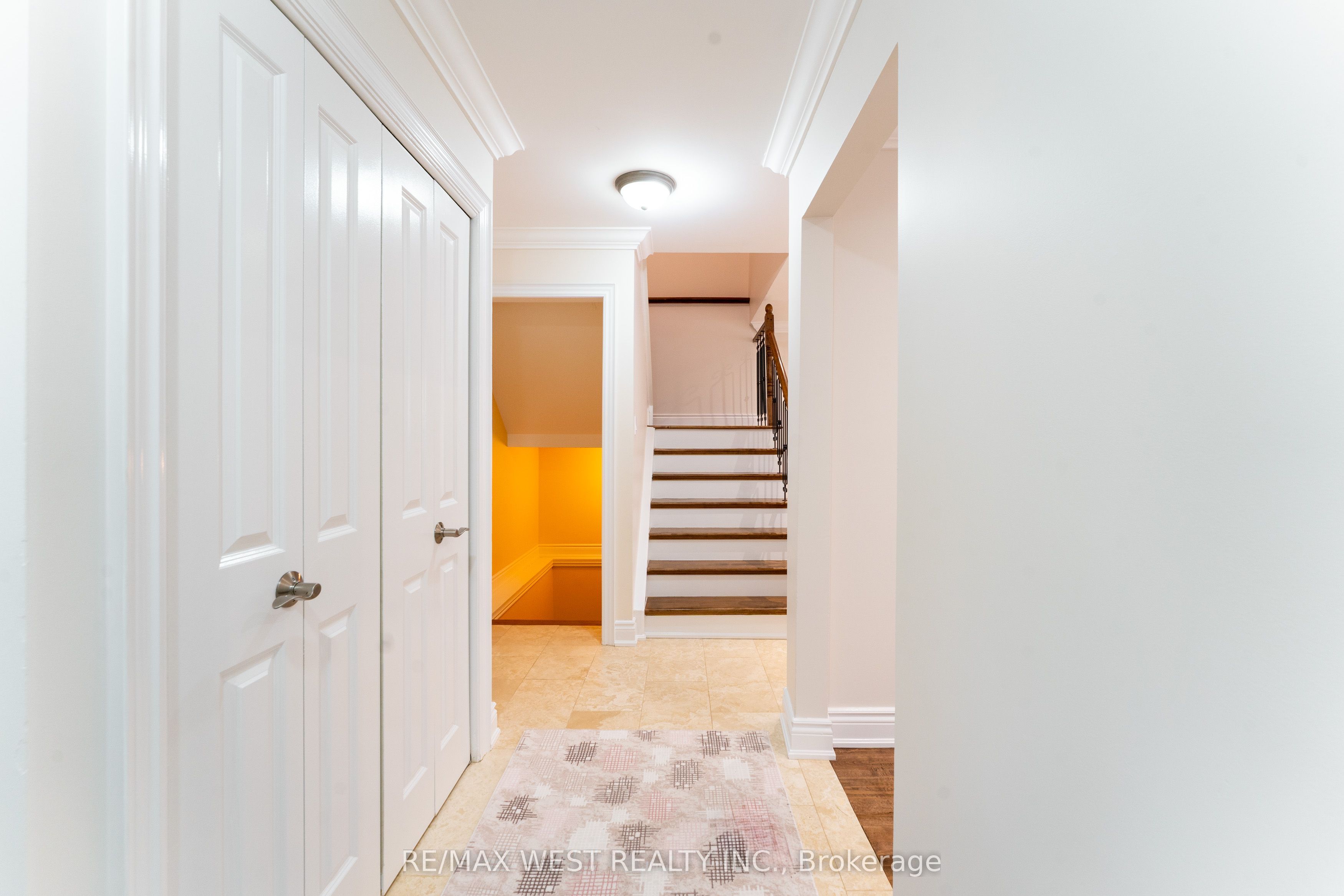 3098 Driftwood Drive Property Photo 9