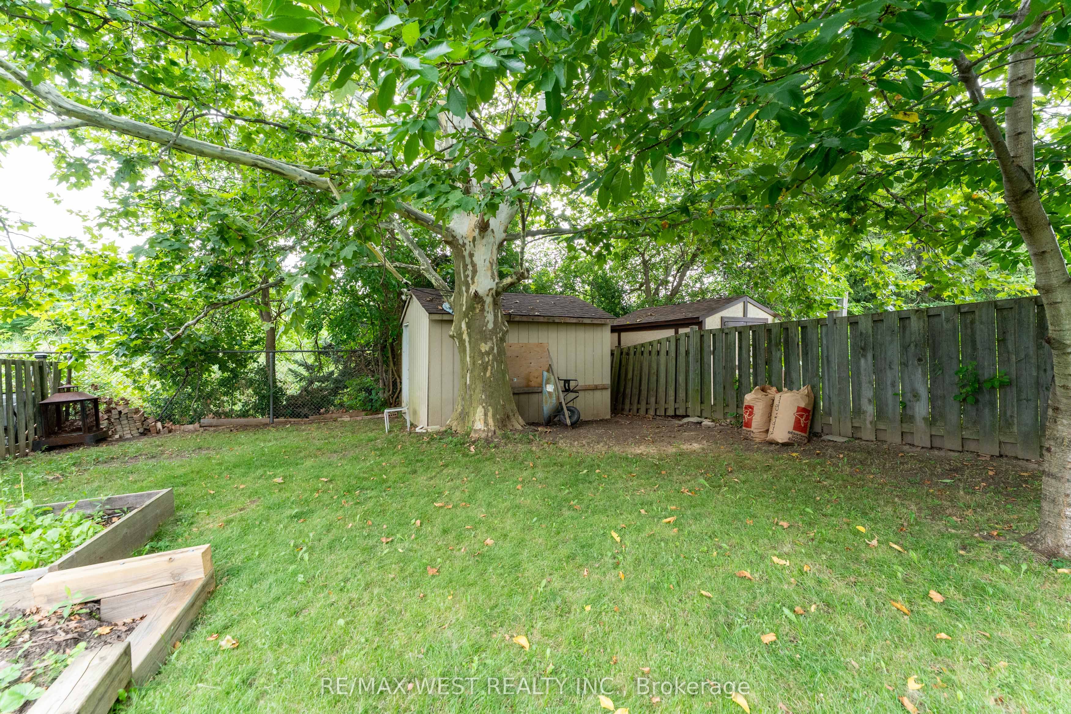 3098 Driftwood Drive Property Photo 41