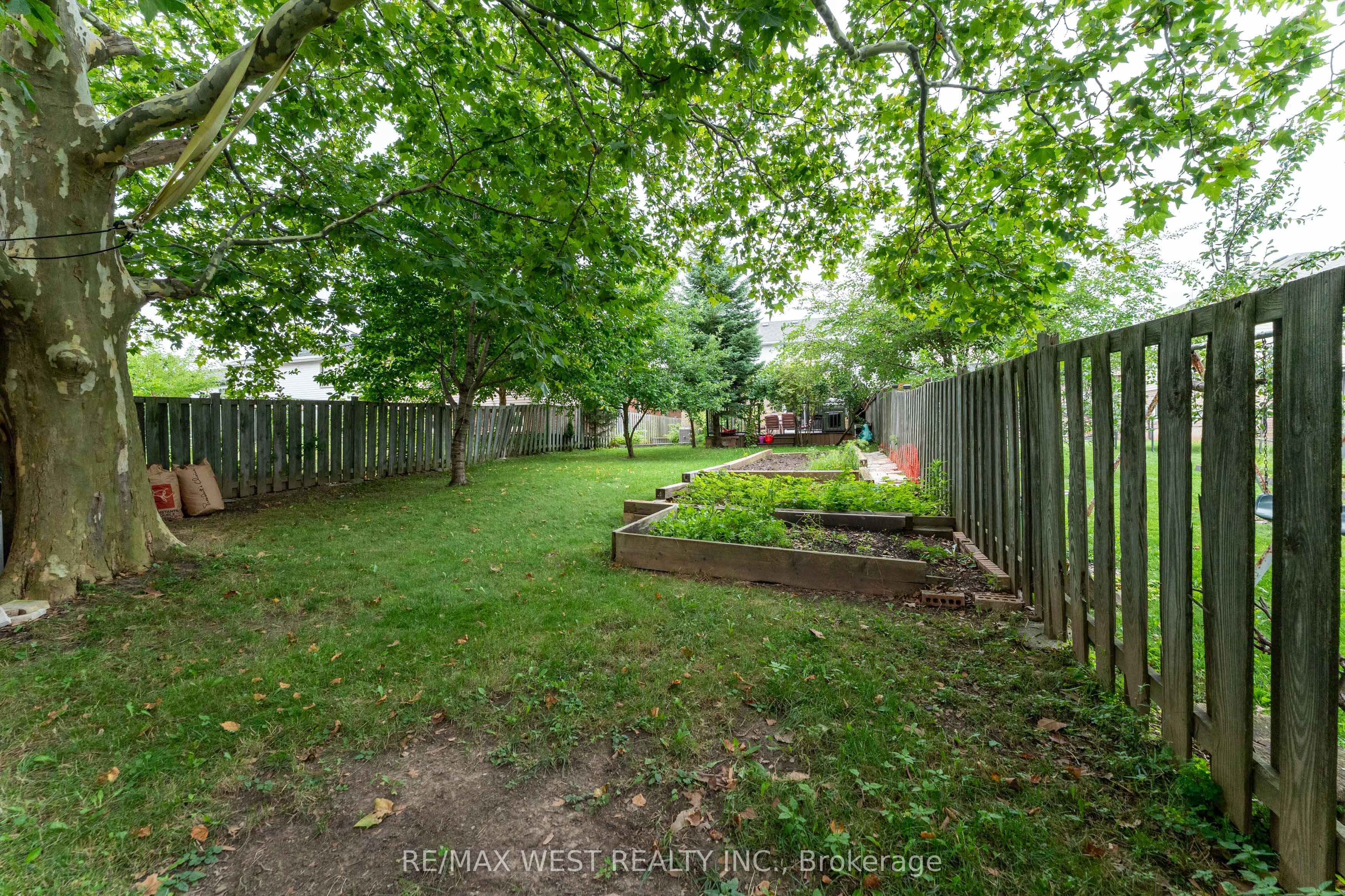 3098 Driftwood Drive Property Photo 42